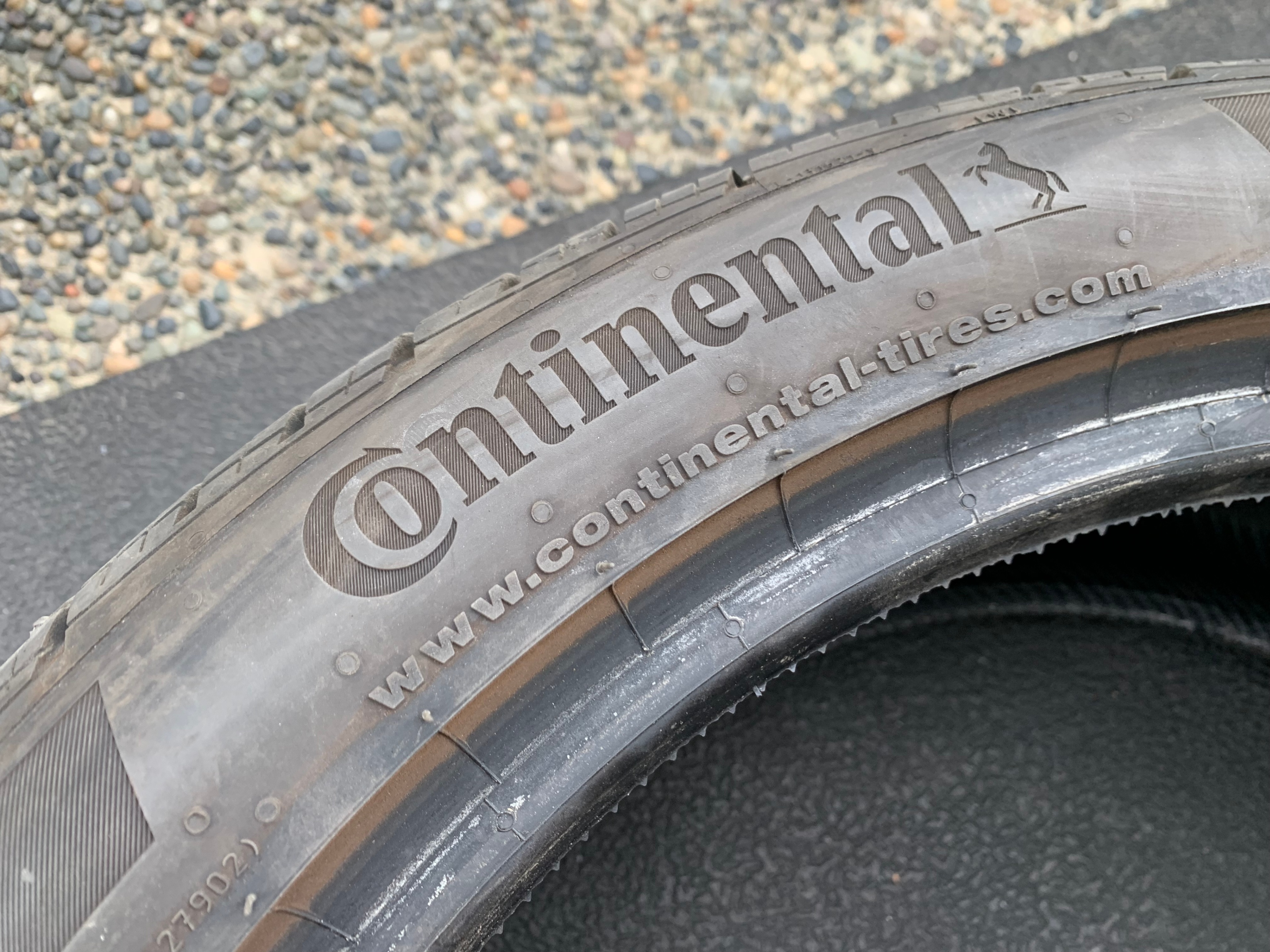 1 X single 235/40/18 Continental Pro contact RX with 80% tread - photo 5
