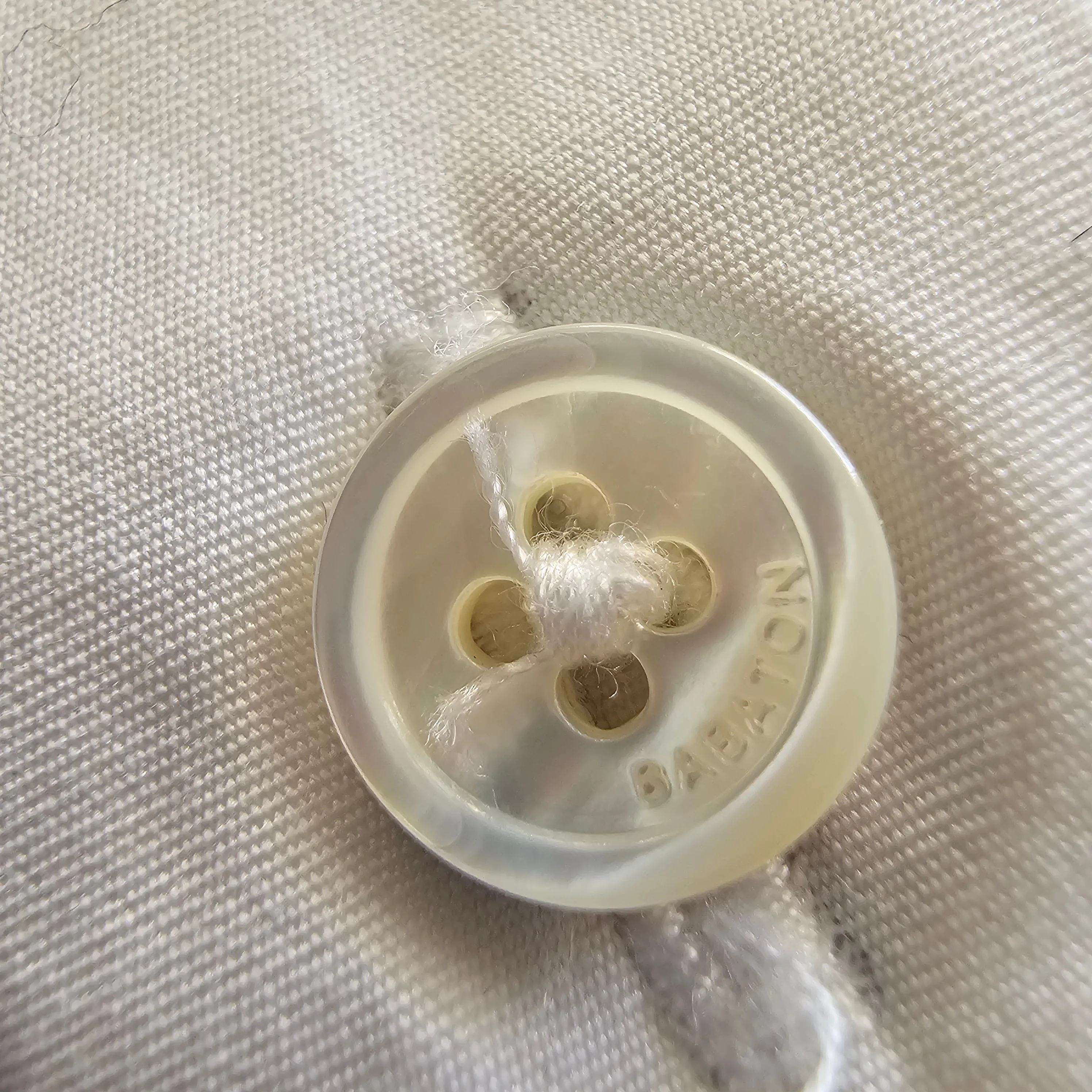 Aritzia Babaton Eric Blouse - 2017 - White - Sz S image indicator(6)