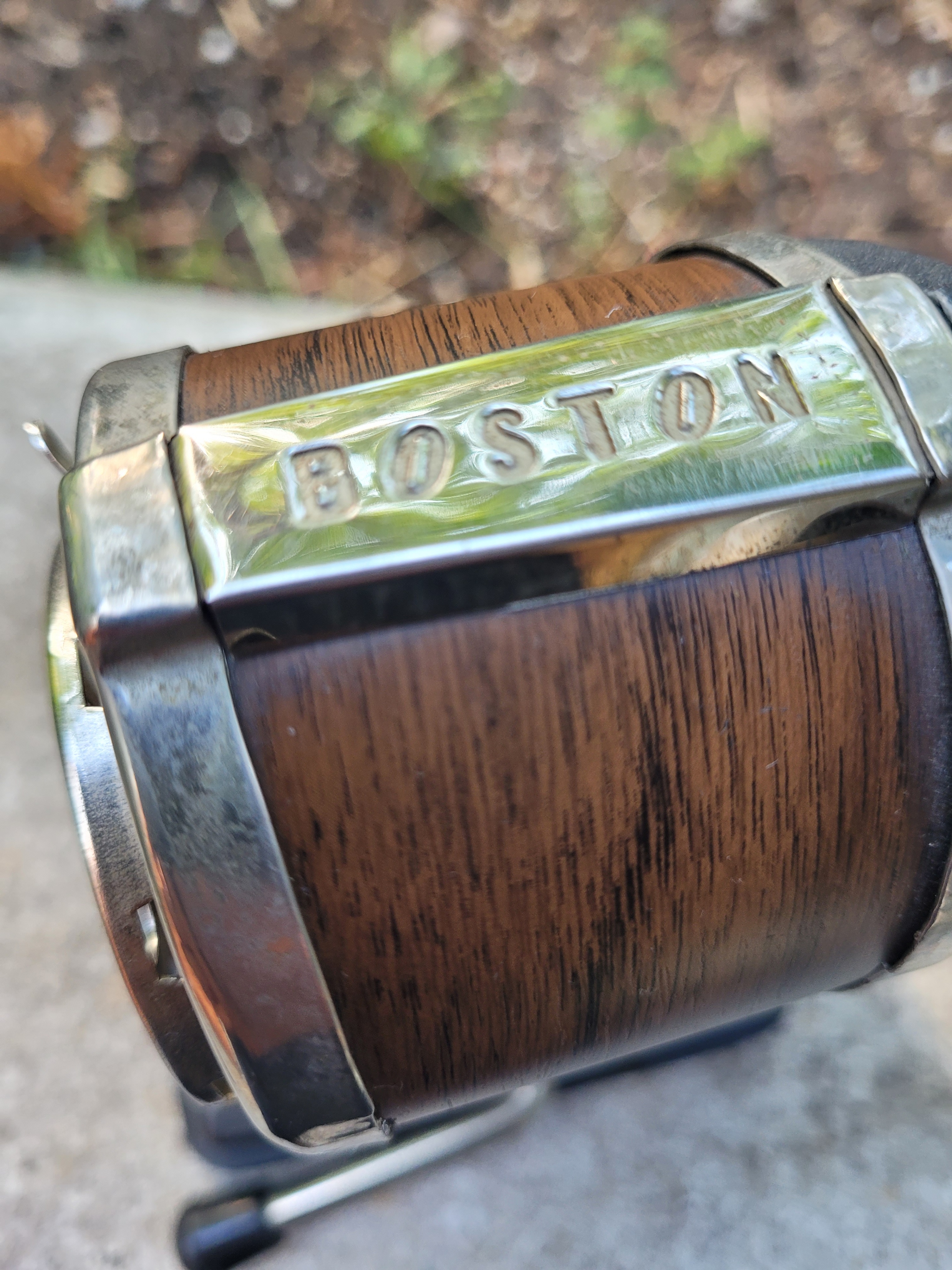 Vintage Boston 8 Hole Pencil Sharpener Vacuum Mount - photo 2