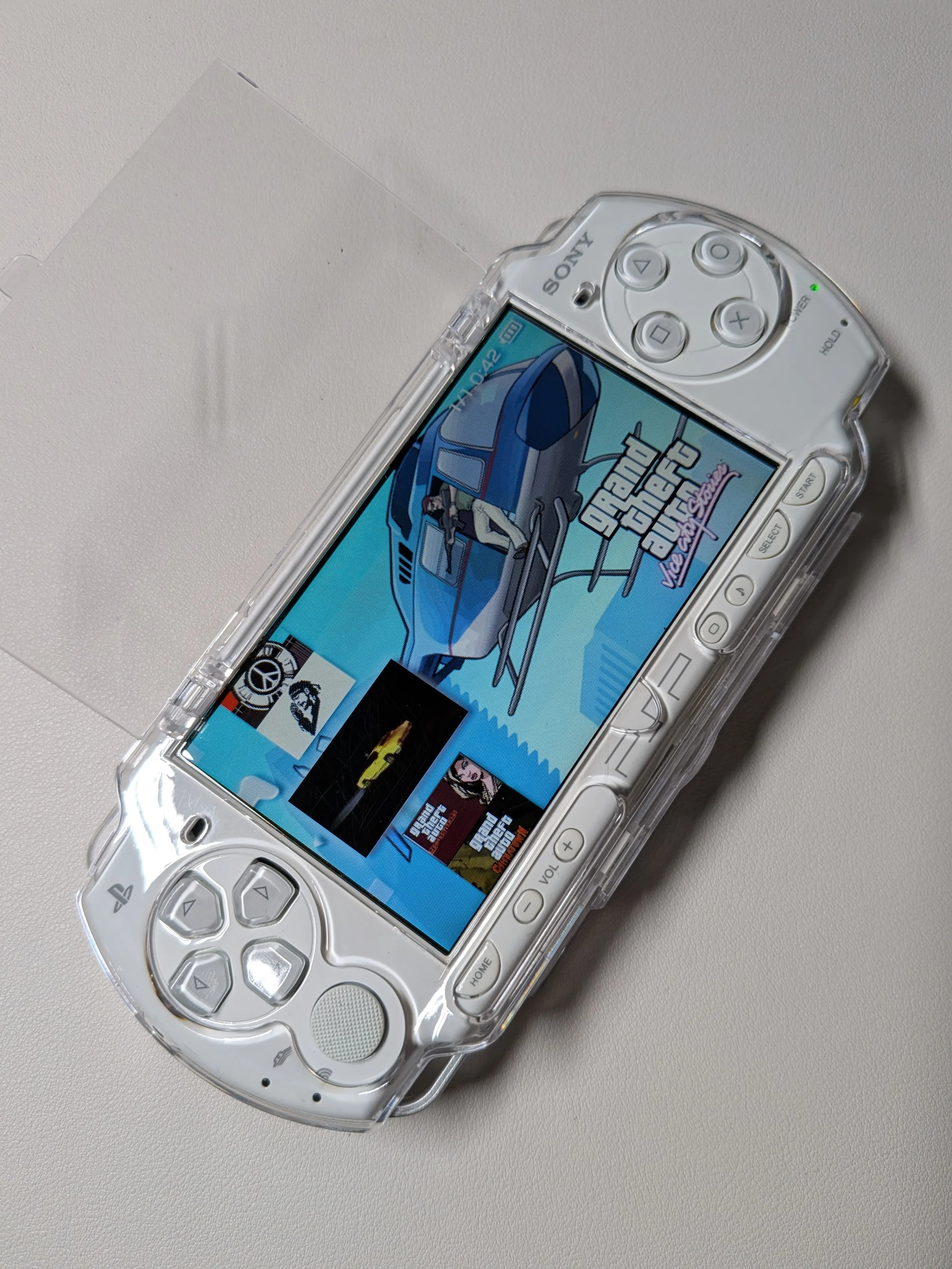 Sony PSP2000 White Modded image indicator(4)