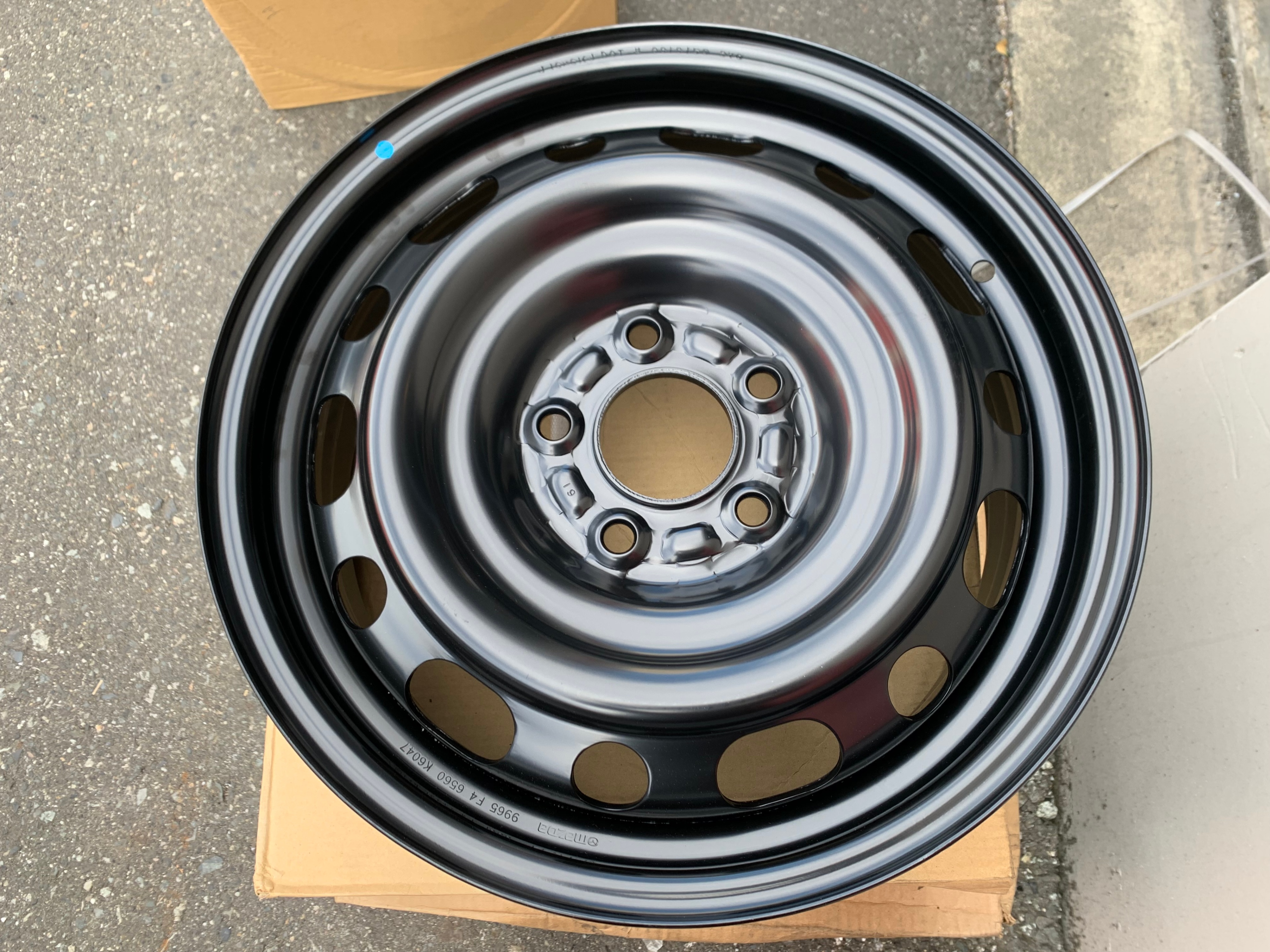 1 X single Brand New OEM 16X6.5" Mazda CX3 BLK steel rim