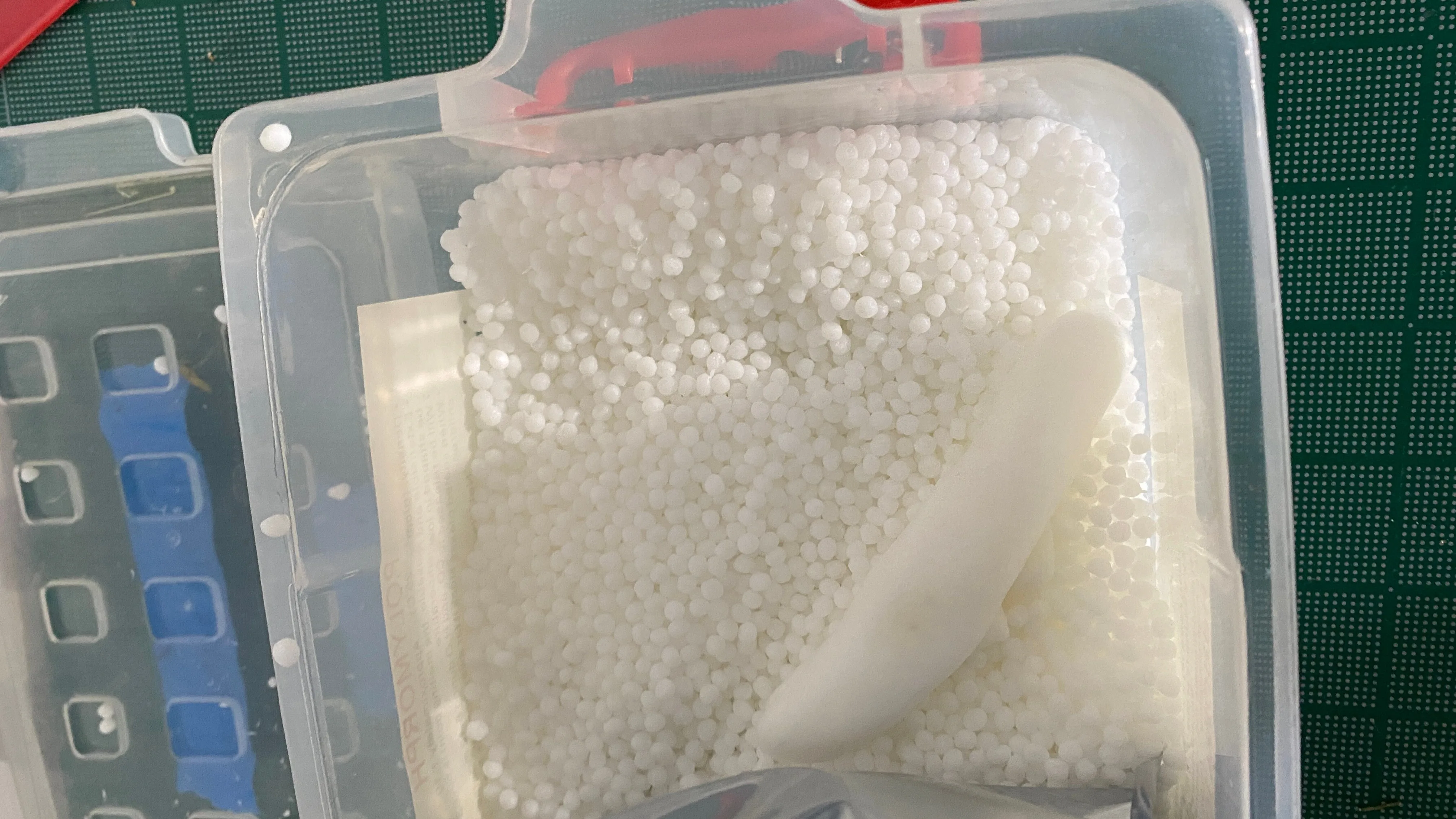 Polymorph Moldable Plastic image indicator(3)