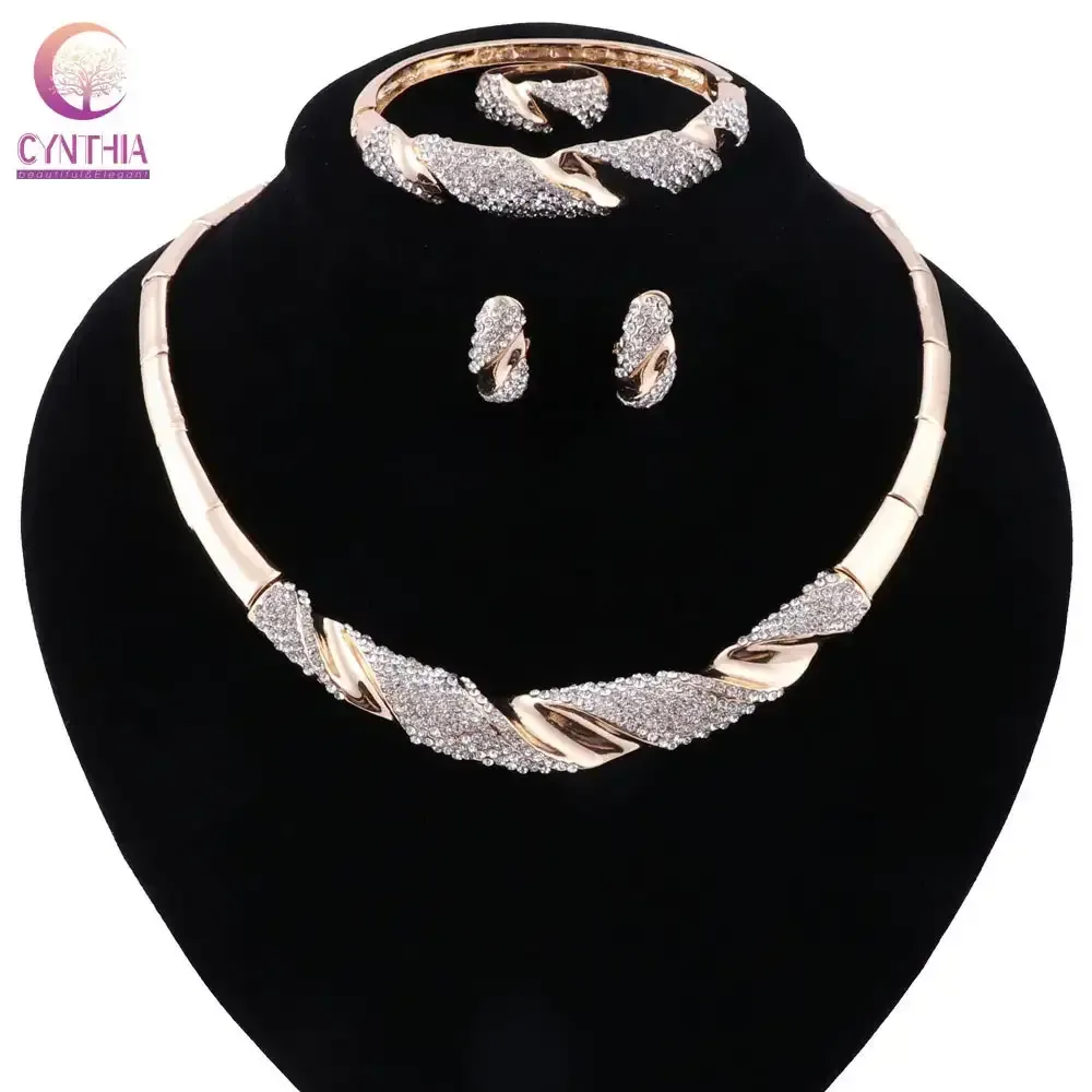 Gold with White Stones Jewelry Set thumbnail