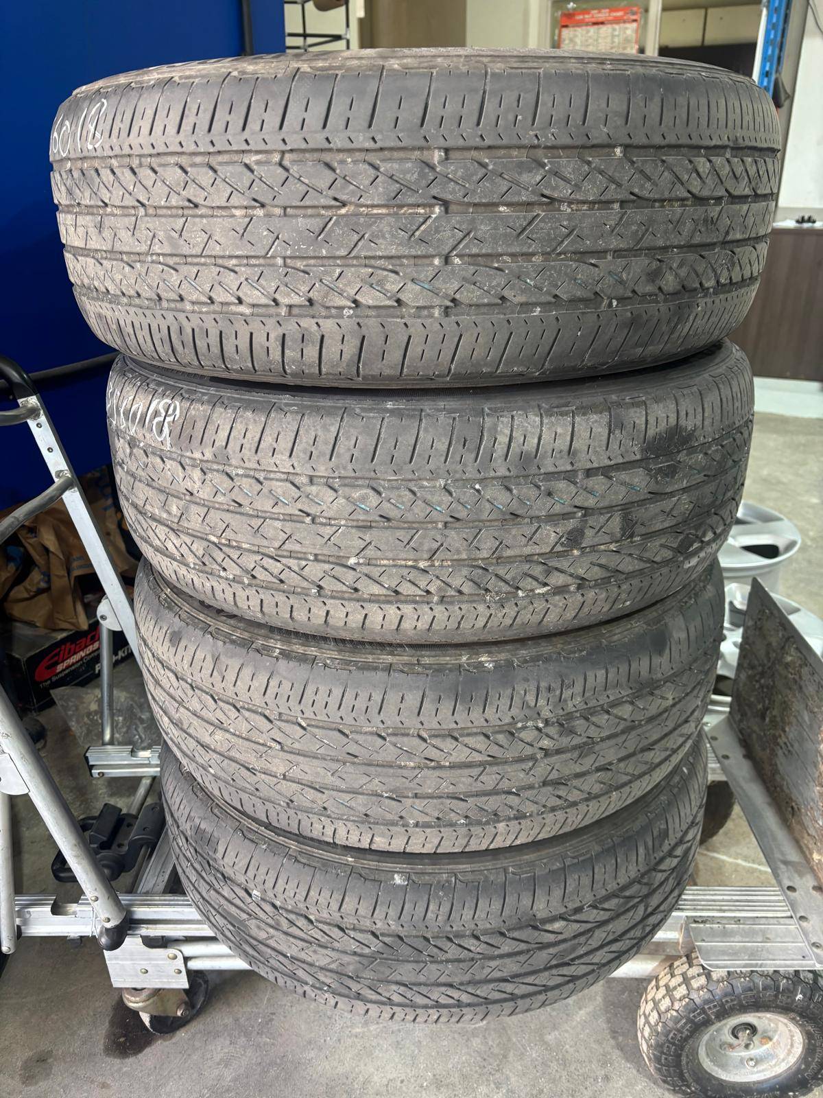 Used 235/60/R18 Bridgestone A/S-Audi Q5/ Merc GLC/ CRV/RAV4/XC60 - photo 2