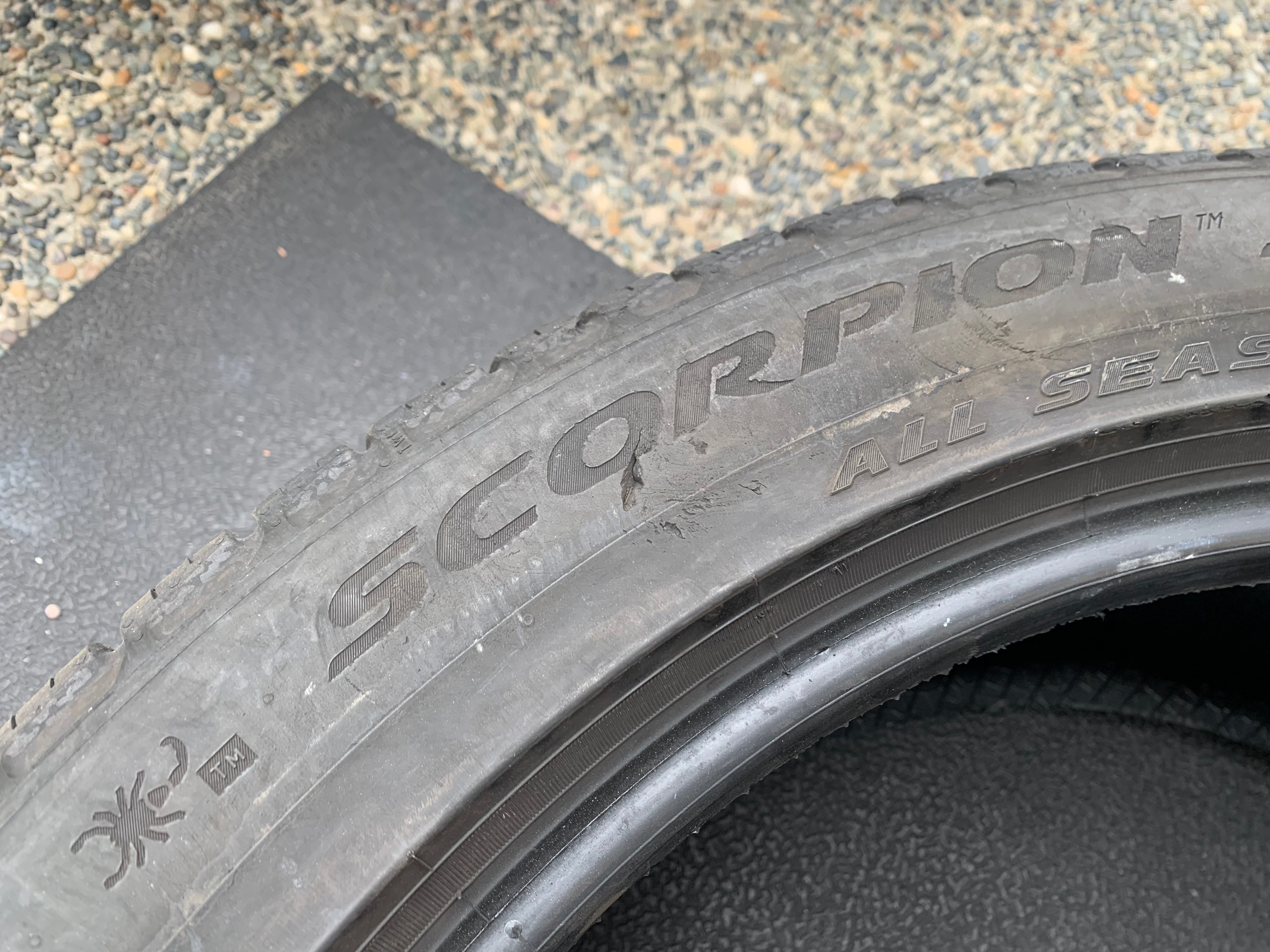 1 X single 285/45/22 Pirelli Scorpion zero A/S LR with 70% tread - photo 5
