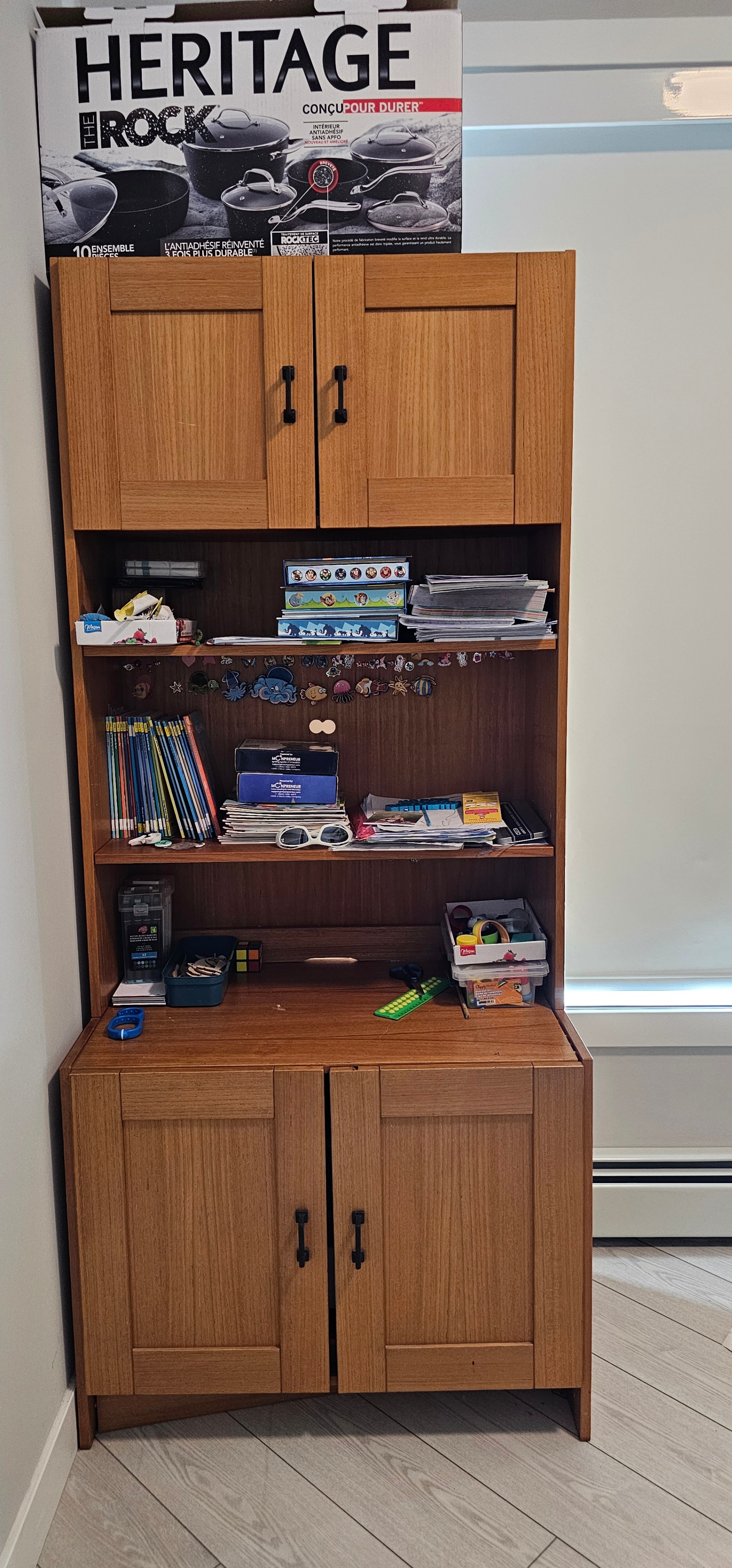 Move on Sale – 6-Shelf Display Storage Units - photo 3