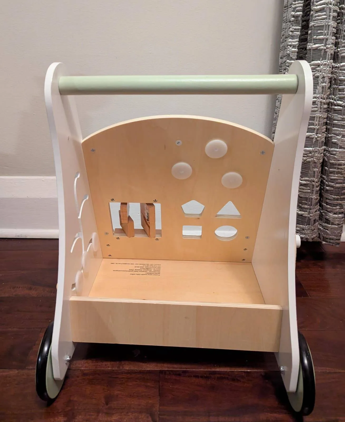 Montessori Wooden Push Walker image indicator(3)