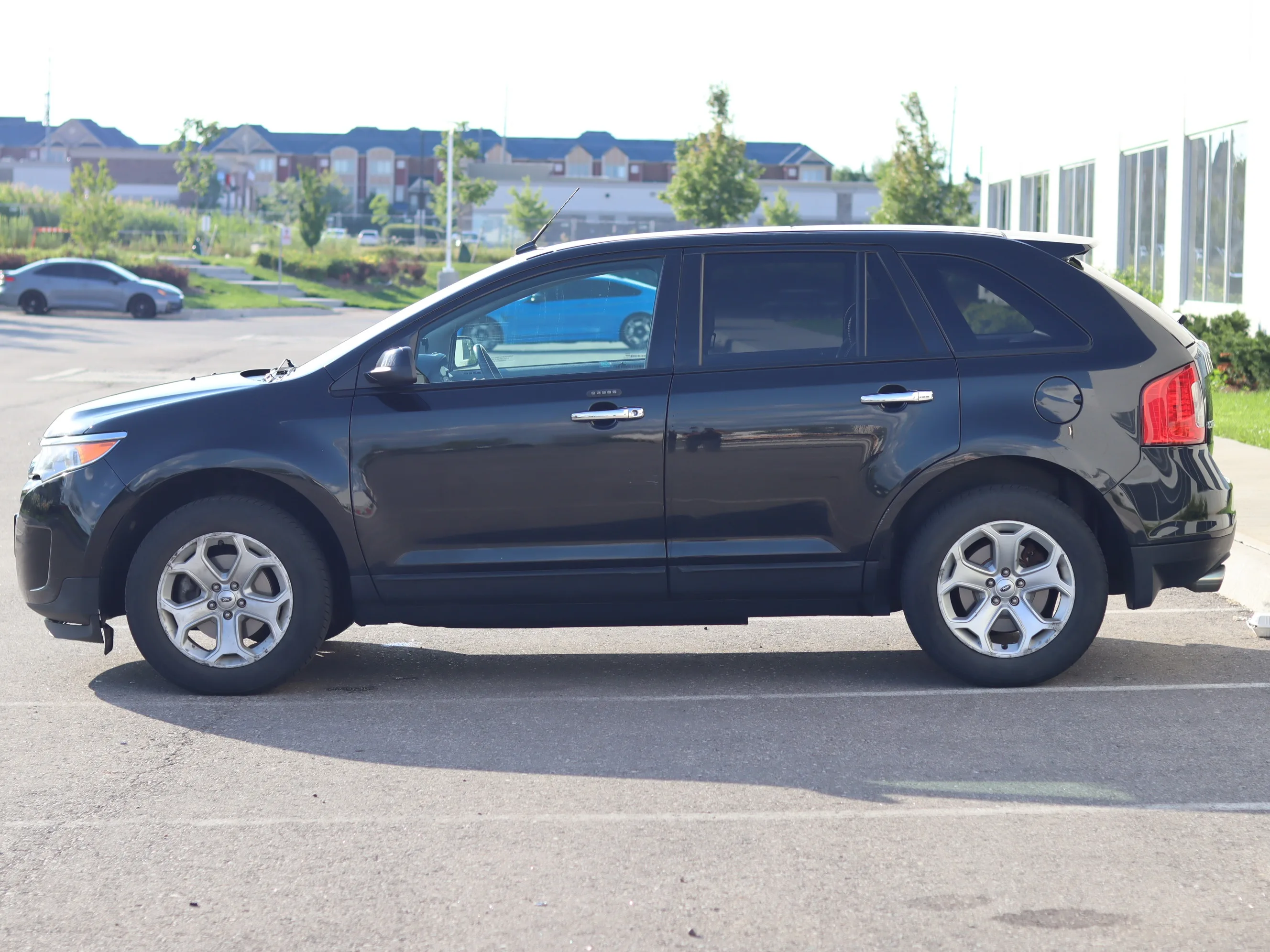 🚗 FOR SALE: 2011 Ford Edge SEL – Reliable, Well-Maintained! 🚗 image indicator(3)