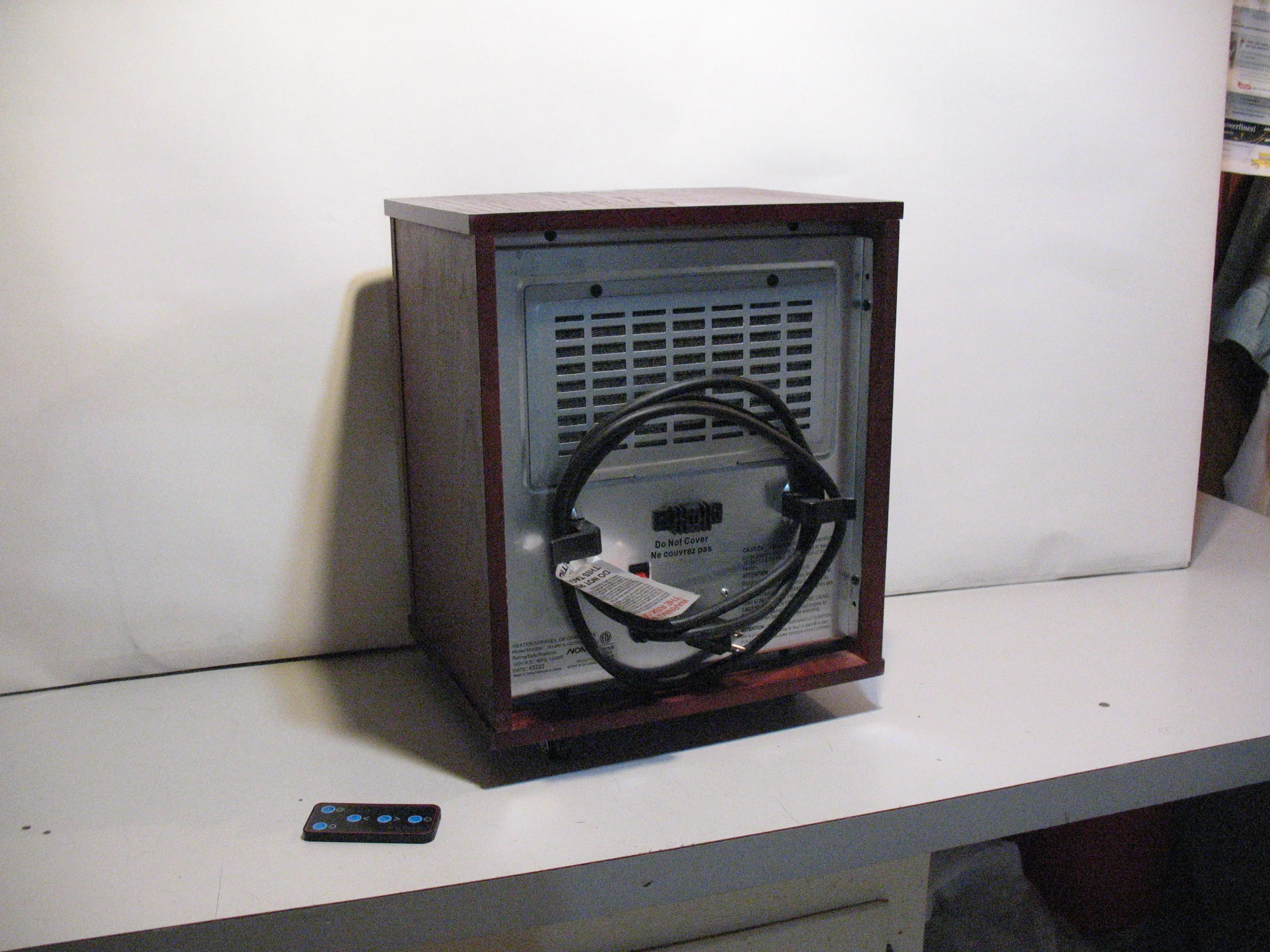 NOMA Wood Cabinet Infared Space Heater w/Remote Control image indicator(6)