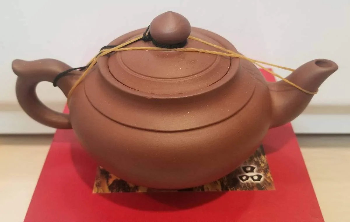 Yixing Zisha Chinese Purple Clay Teapot in Box – 7" thumbnail