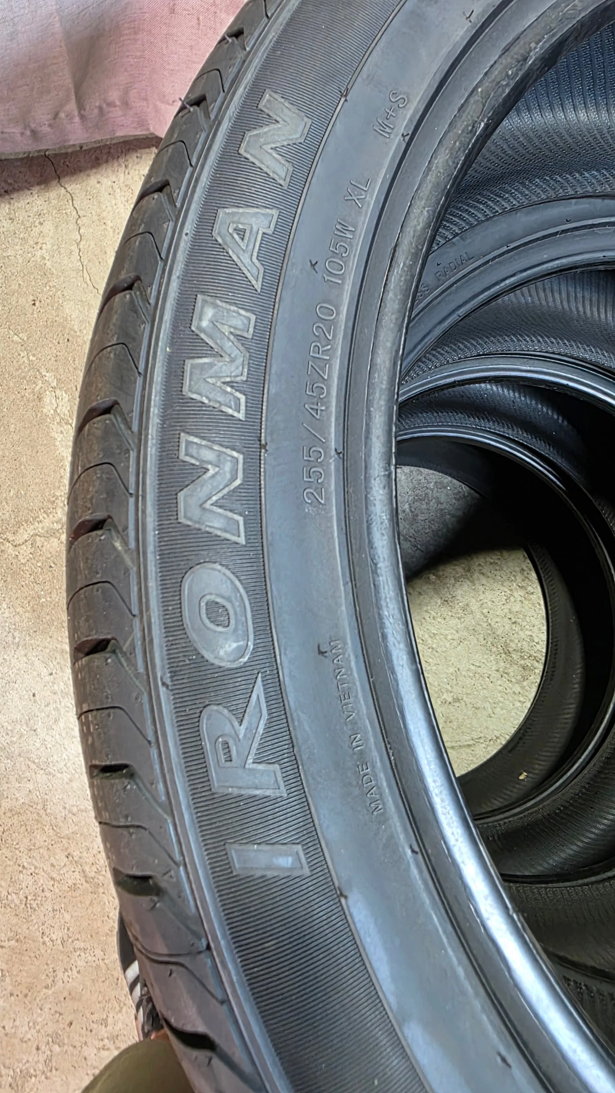 brand new 255/45/20 Ironman all season tires image indicator(4)