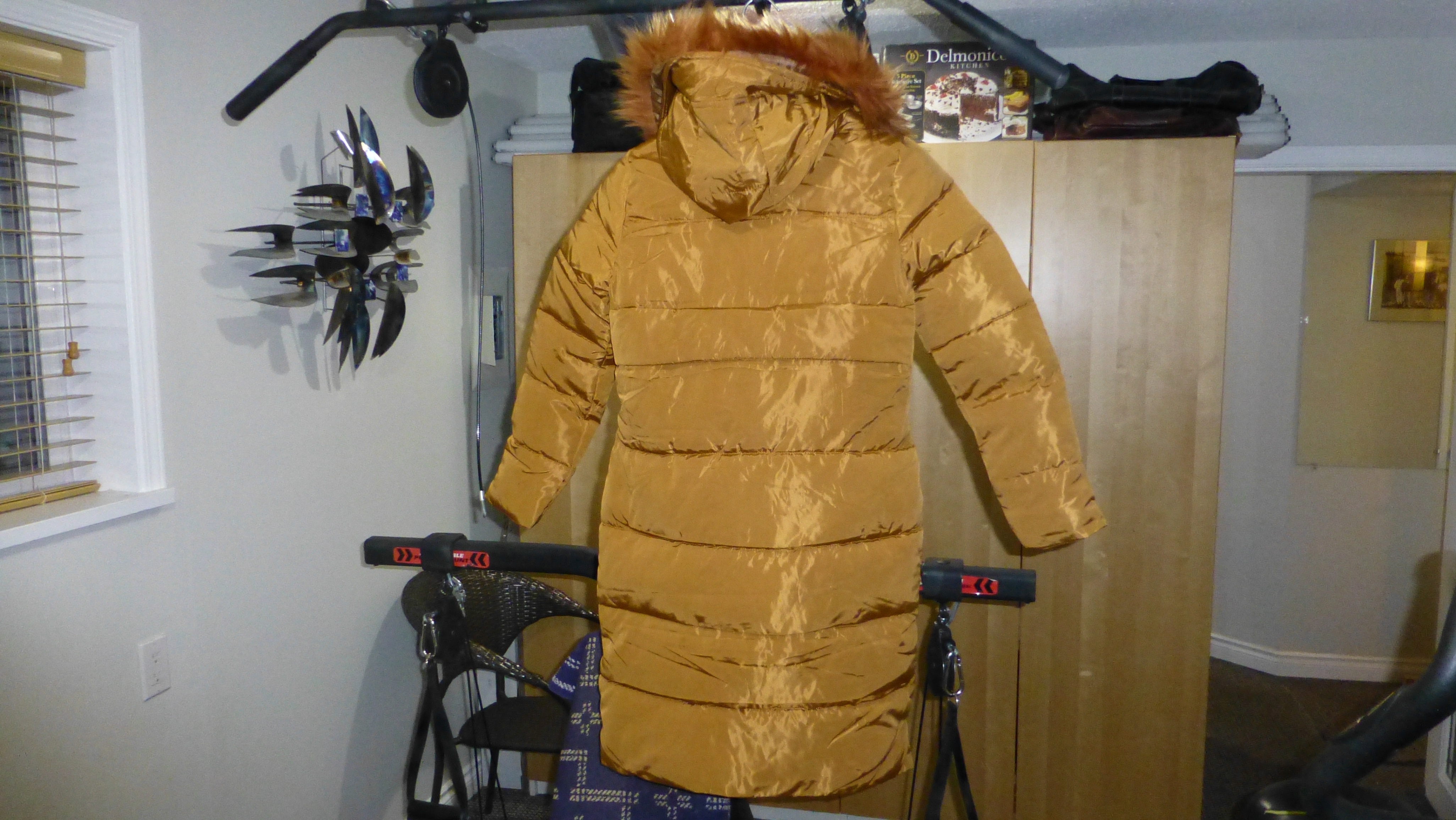 Ladies Winter Coat Brand NEW - photo 2