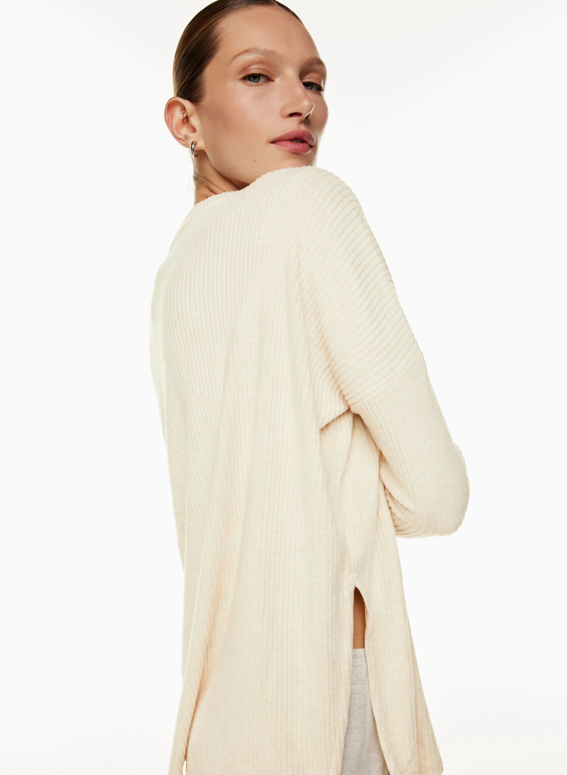 Aritzia Traverse Longsleeve - 2022 - Heather Whitecap Grey -Sz 1