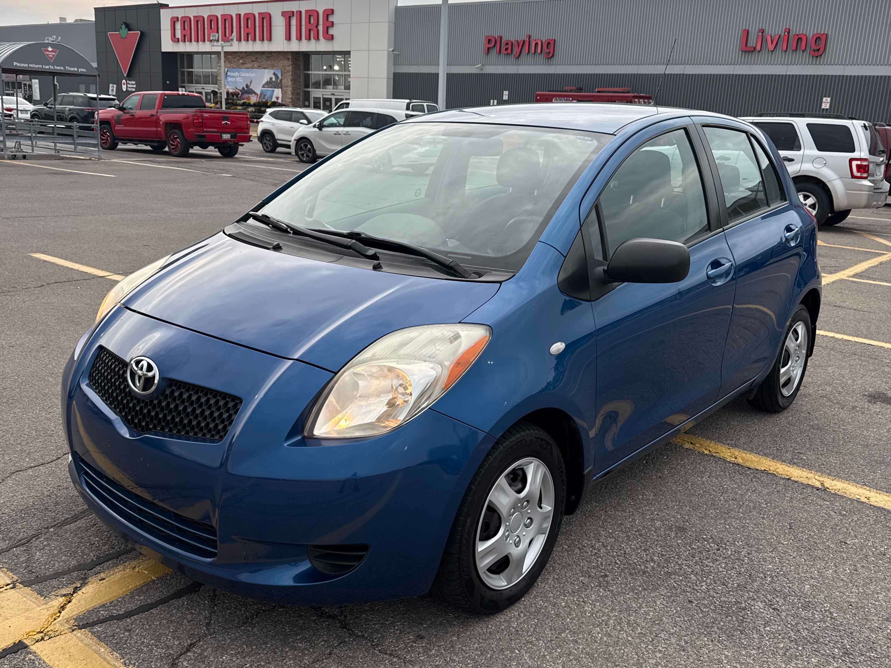 2007 Toyota yaris hb with safety