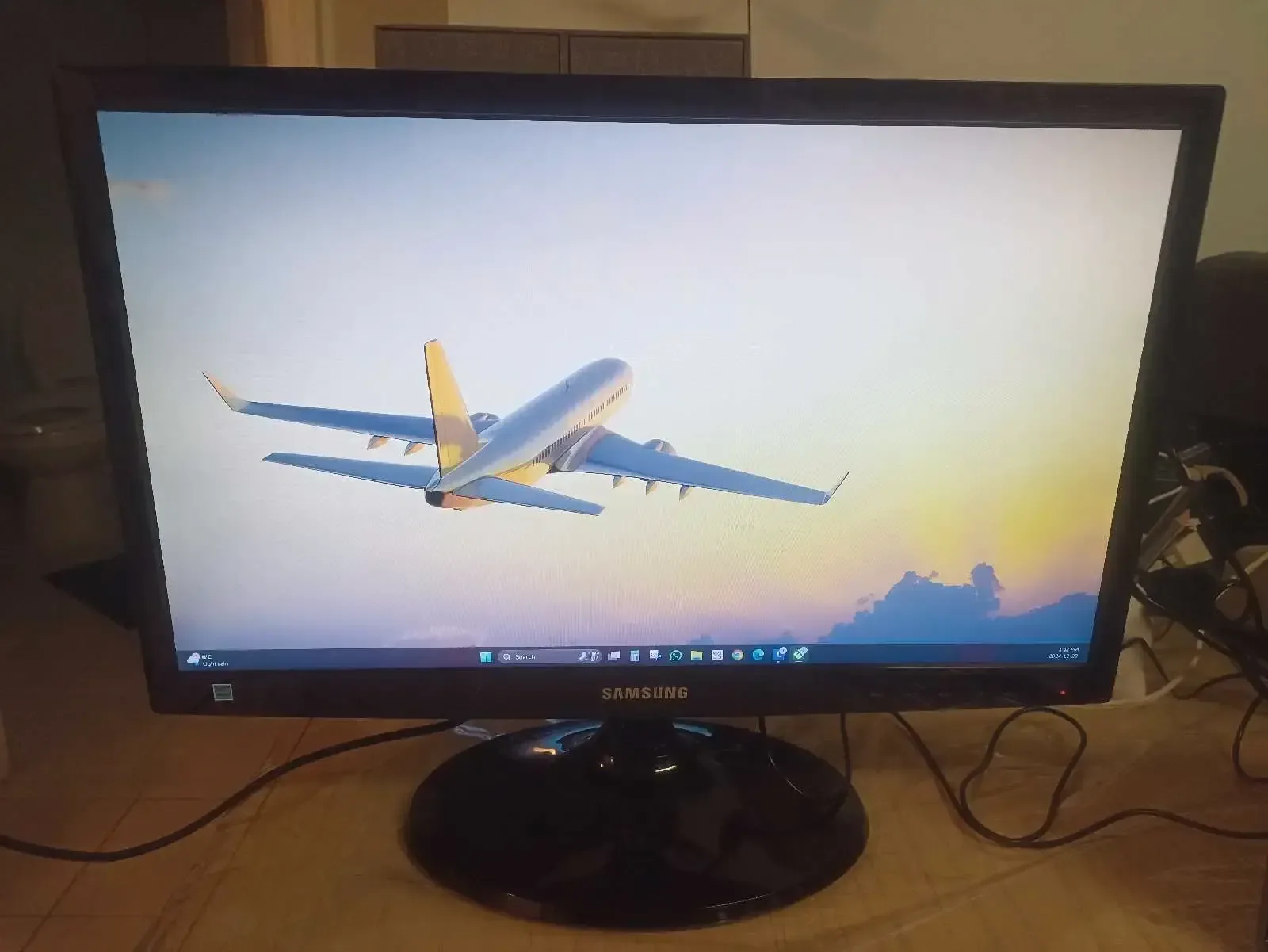 Samsung s22c300h Business Monitor in box thumbnail