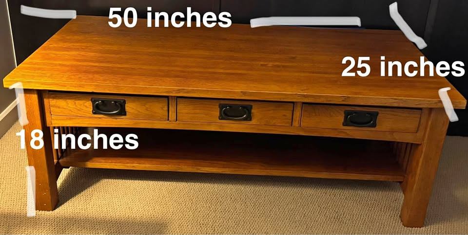 Wood coffee table with drawers