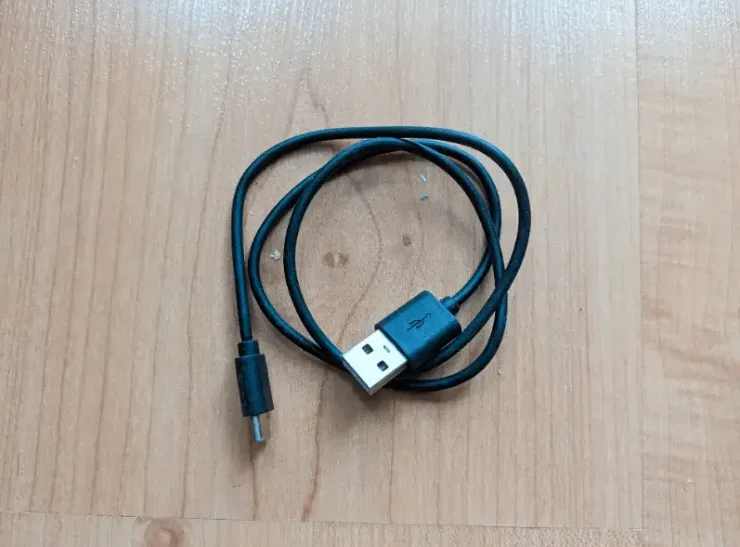 50 CM long - USB 2 to USB-C cable for smartphones (READ ad) thumbnail