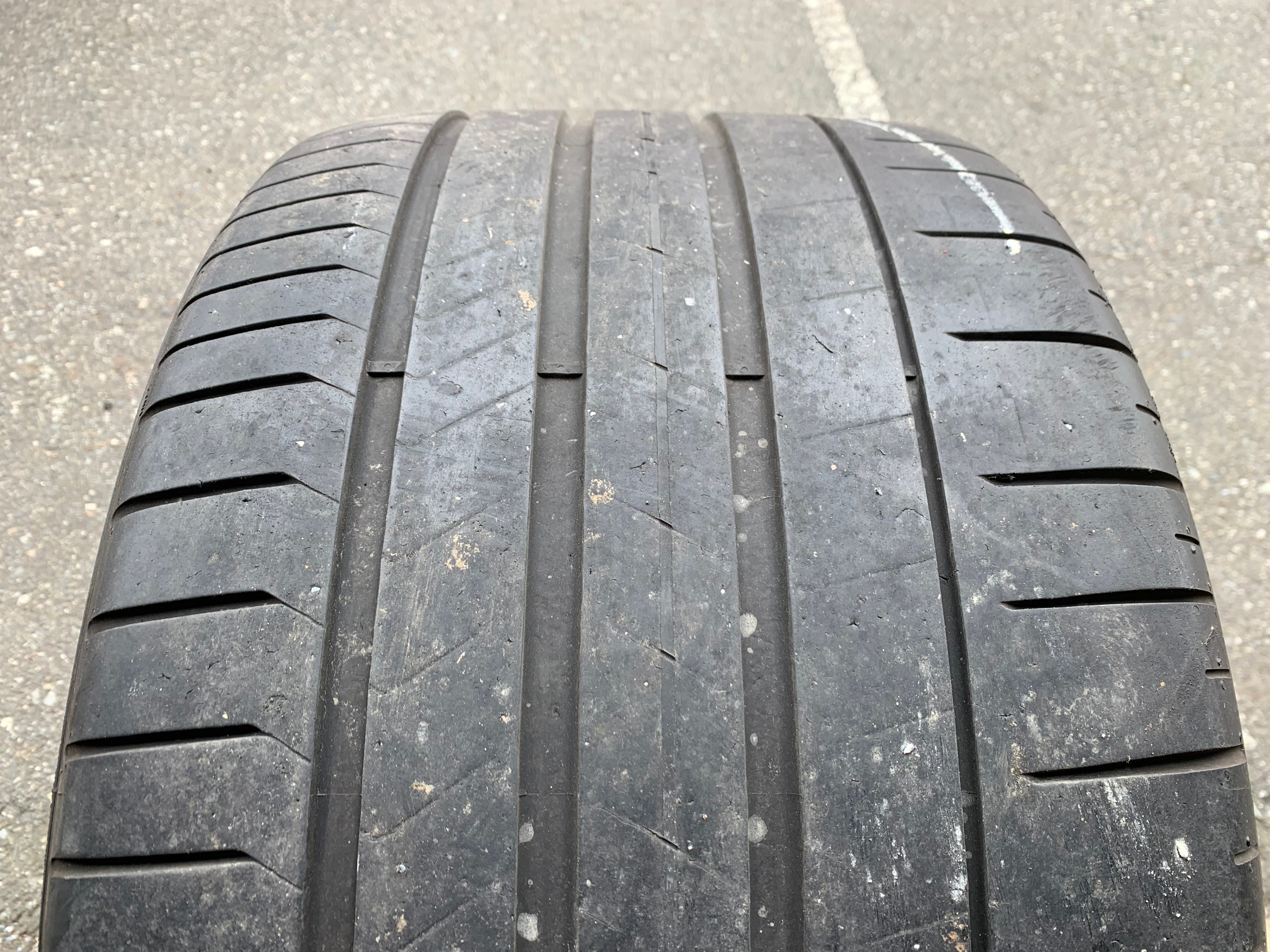 1 x single 305/30/21 Pirelli Pzero PZ4 100Y with 60% tread - photo 3