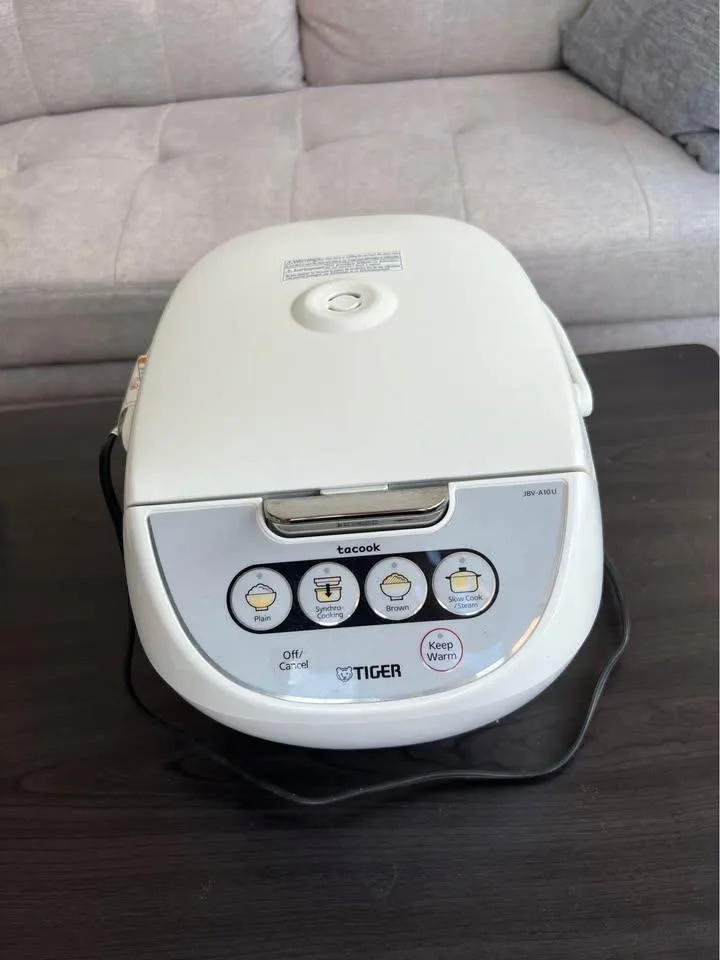 Tiger Japanese Rice Cooker thumbnail