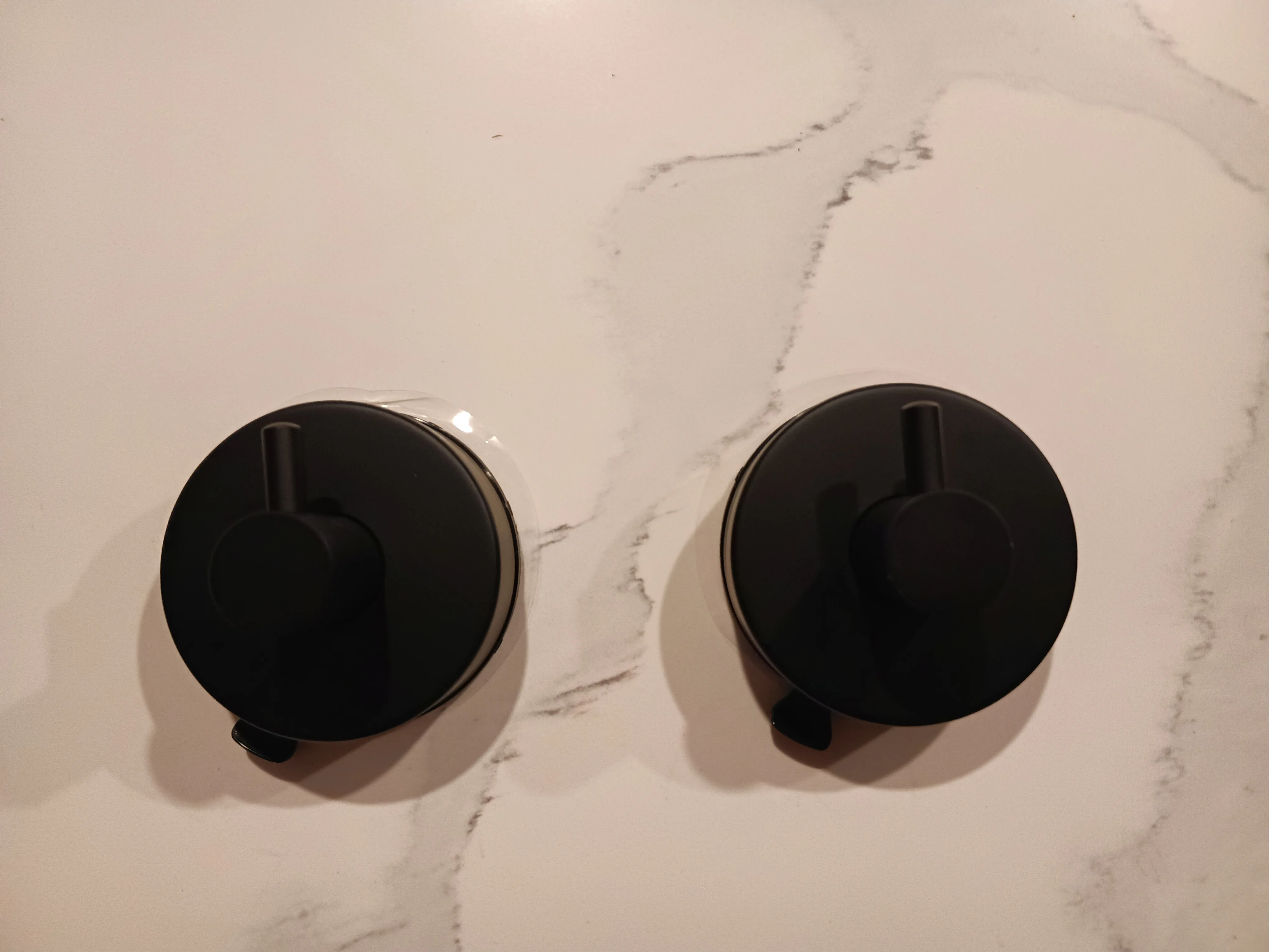BRAND NEW Suction Cup Hangers (2 available) thumbnail