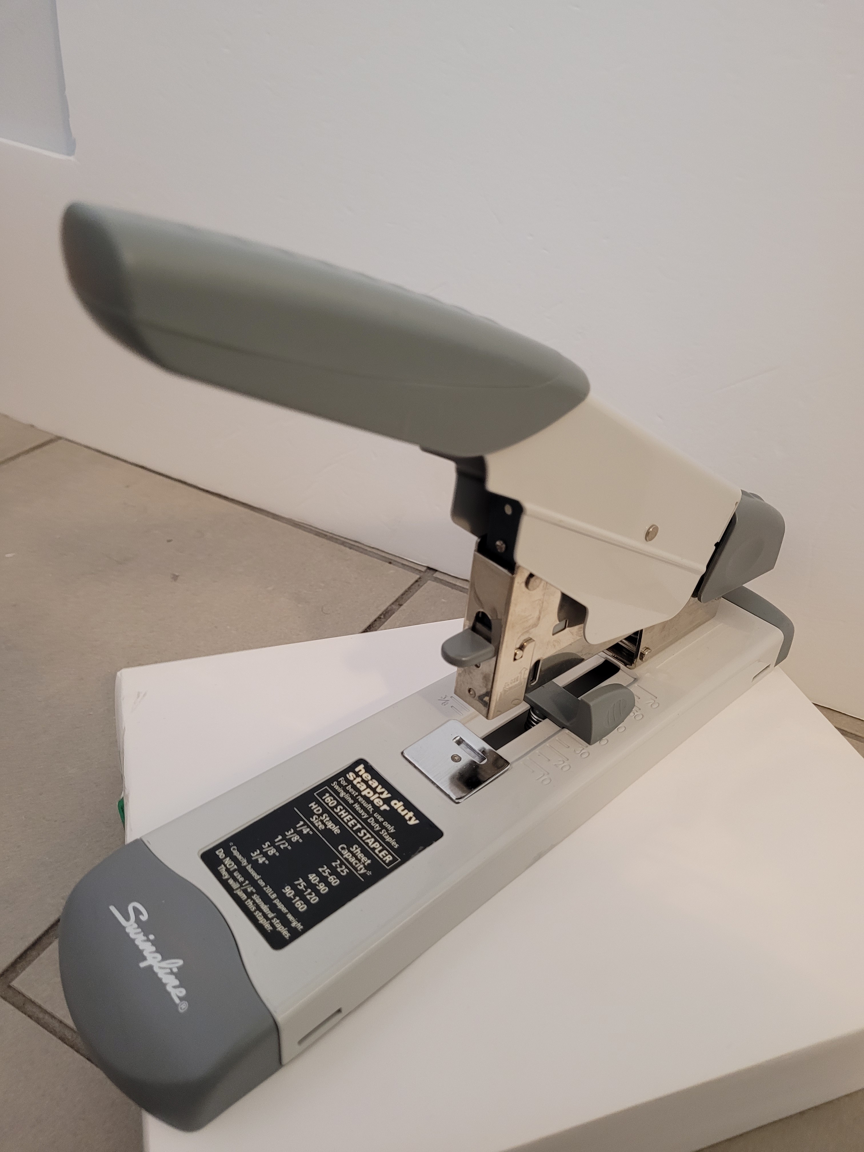 Swingline Heavy Duty Stapler - photo 3