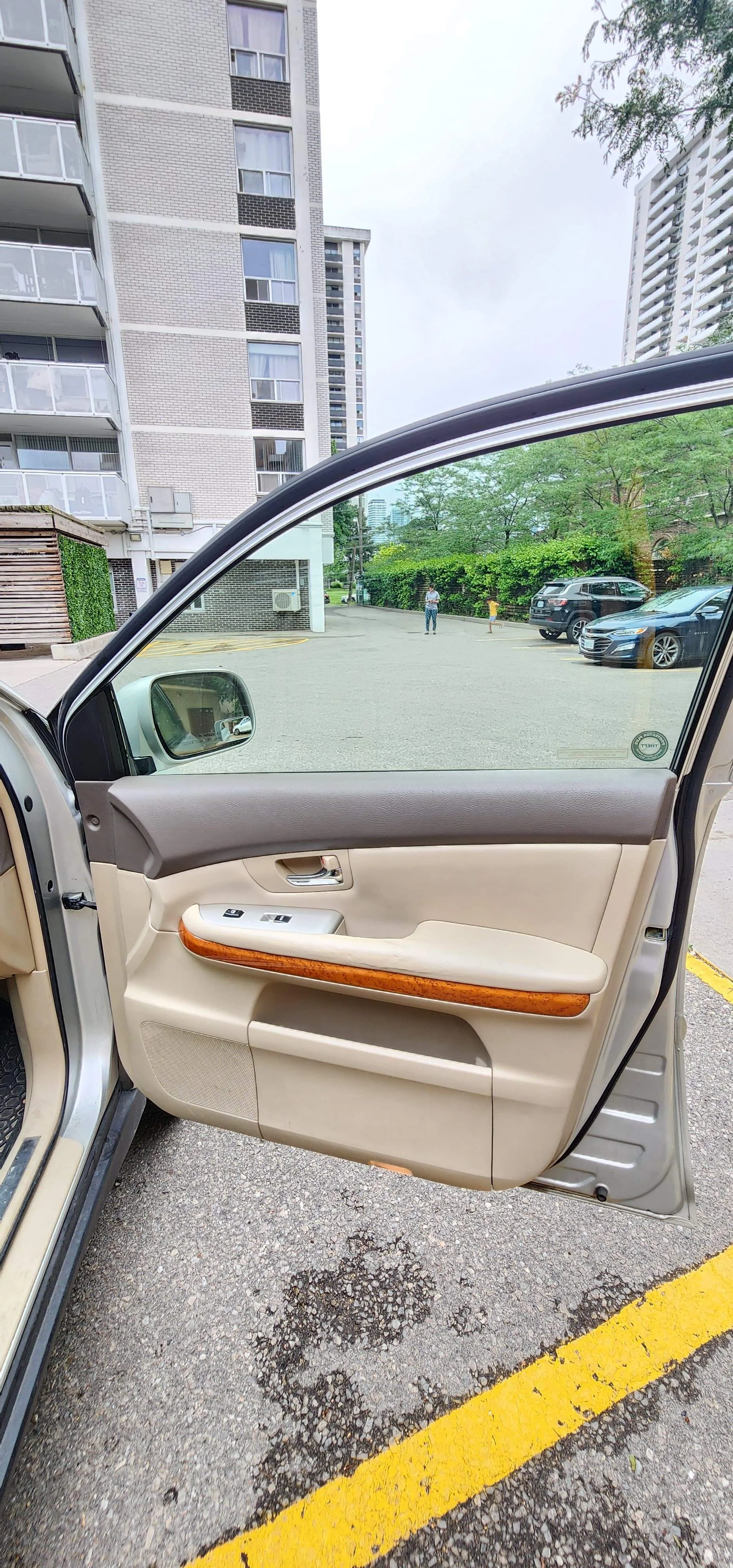 Lexus RX330 : Very well maintained, reliable image indicator(5)