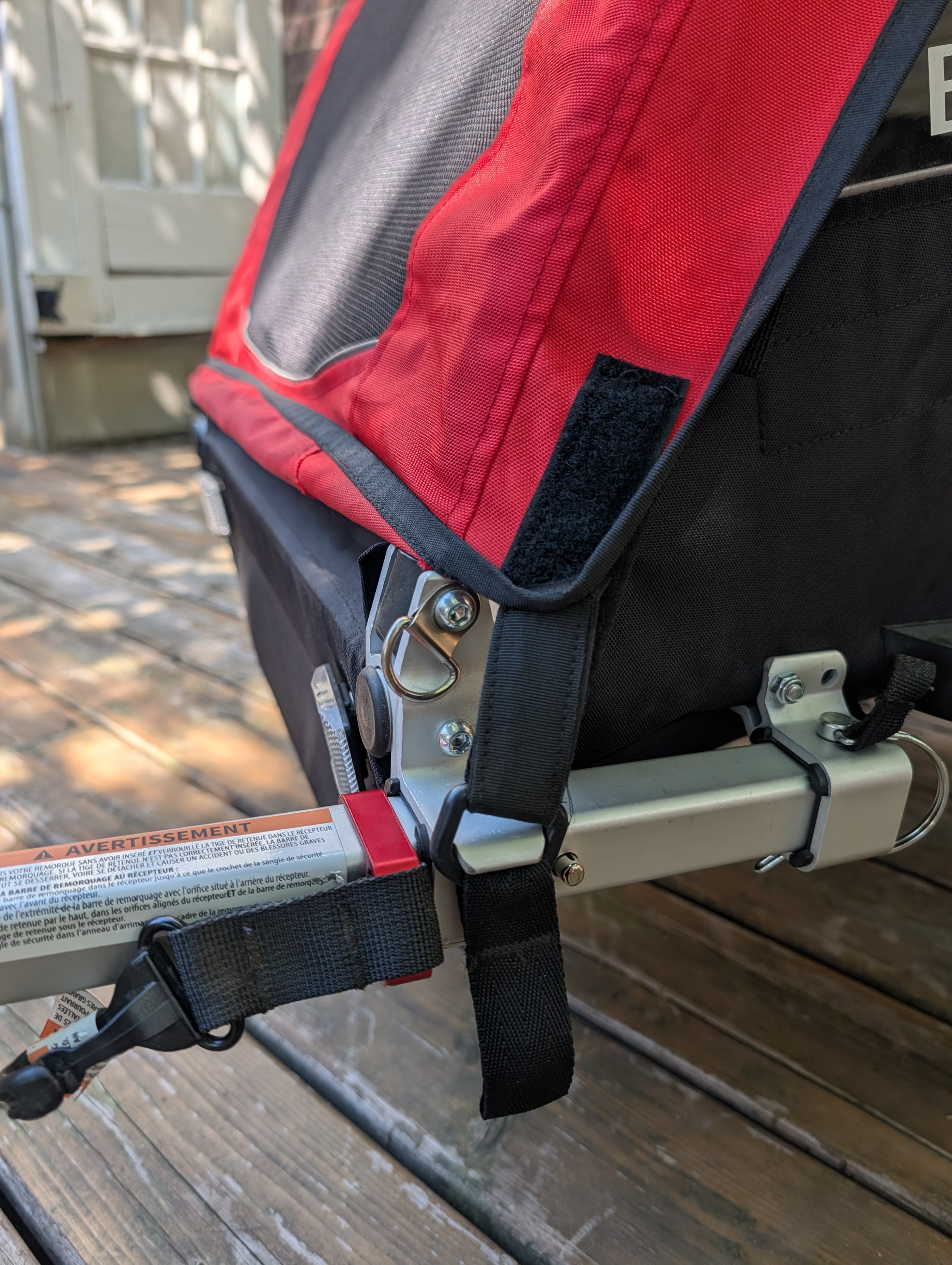 Burley Bee Bike Trailer - Red/Black - photo 5