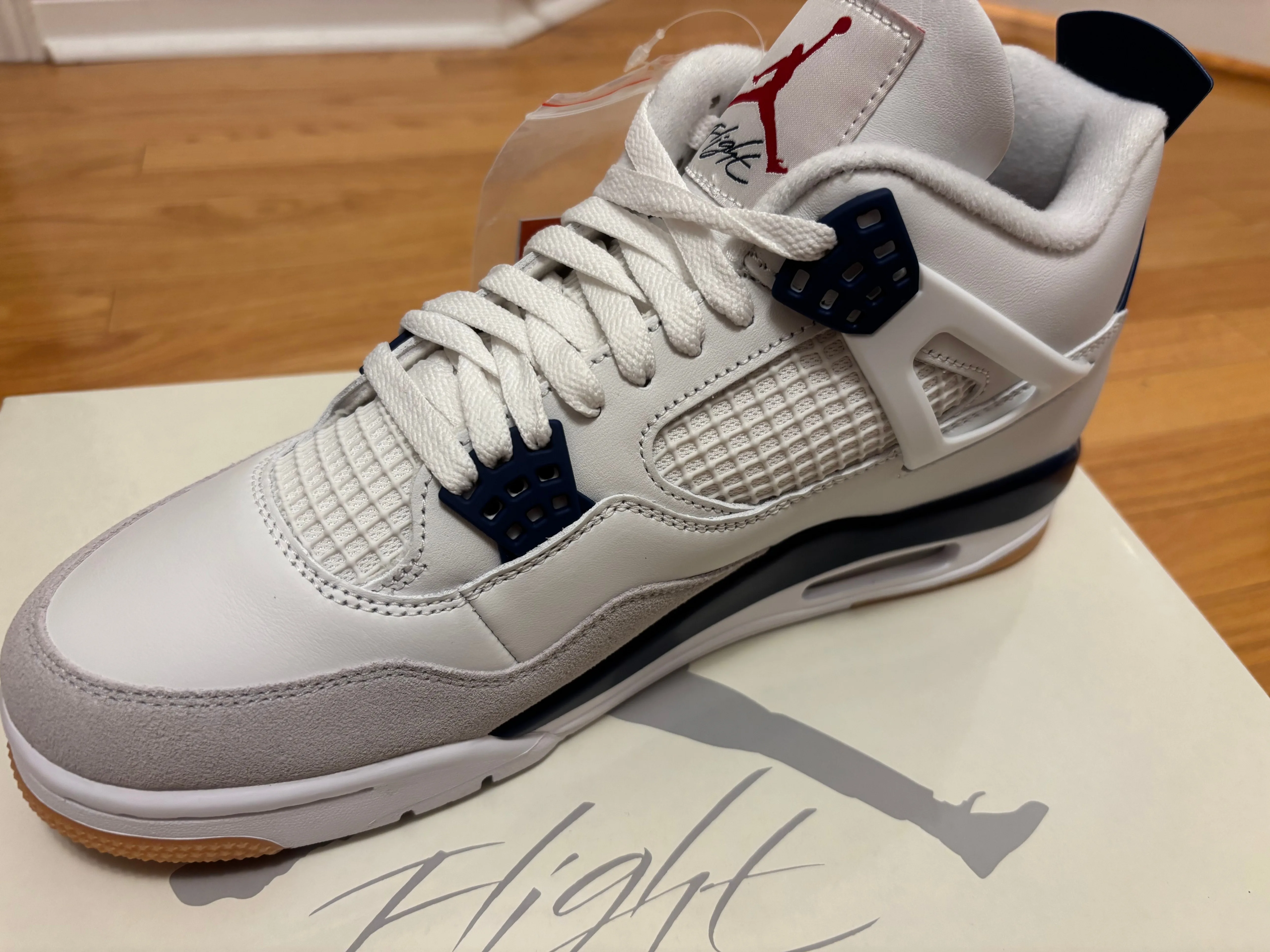Last pair! Jordan 4 SB NAVY Size 10.5 3000% Authentic image indicator(4)