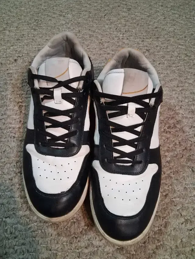 H&M Sneakers Size 10.5 thumbnail