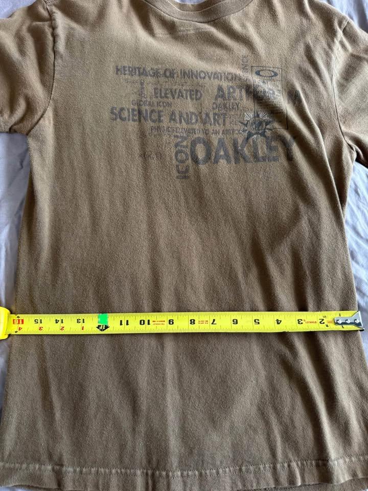 Men’s Oakley Vintage Shirt - Small - photo 5