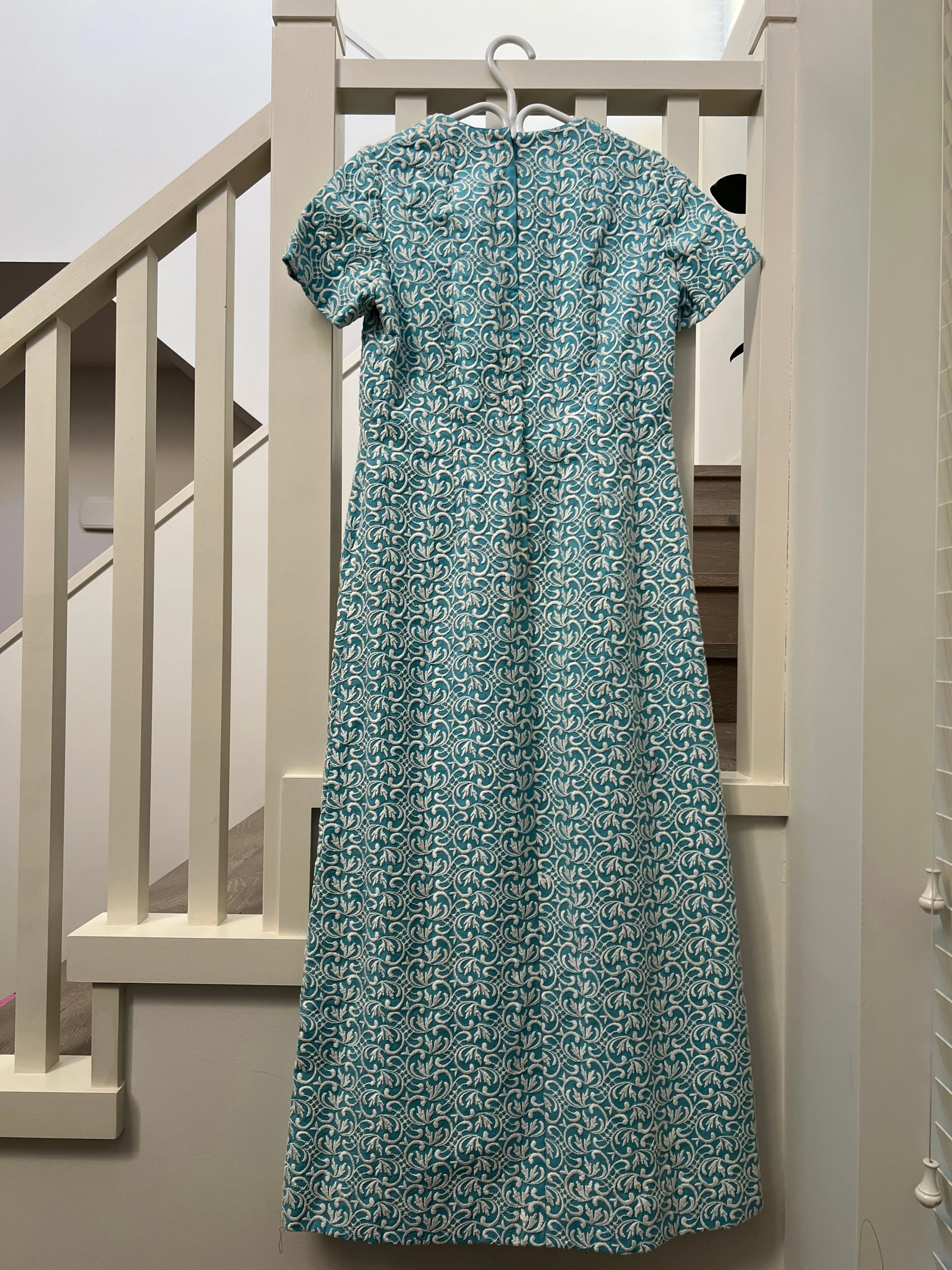 Vintage MCM 1960s Embroidered Dress image indicator(2)