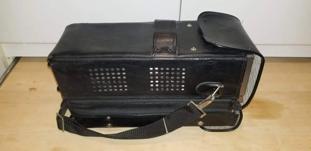 EXTREMELY RARE 1980 Worlds Smallest Color SONY Trinitron KV-4000 image indicator(8)