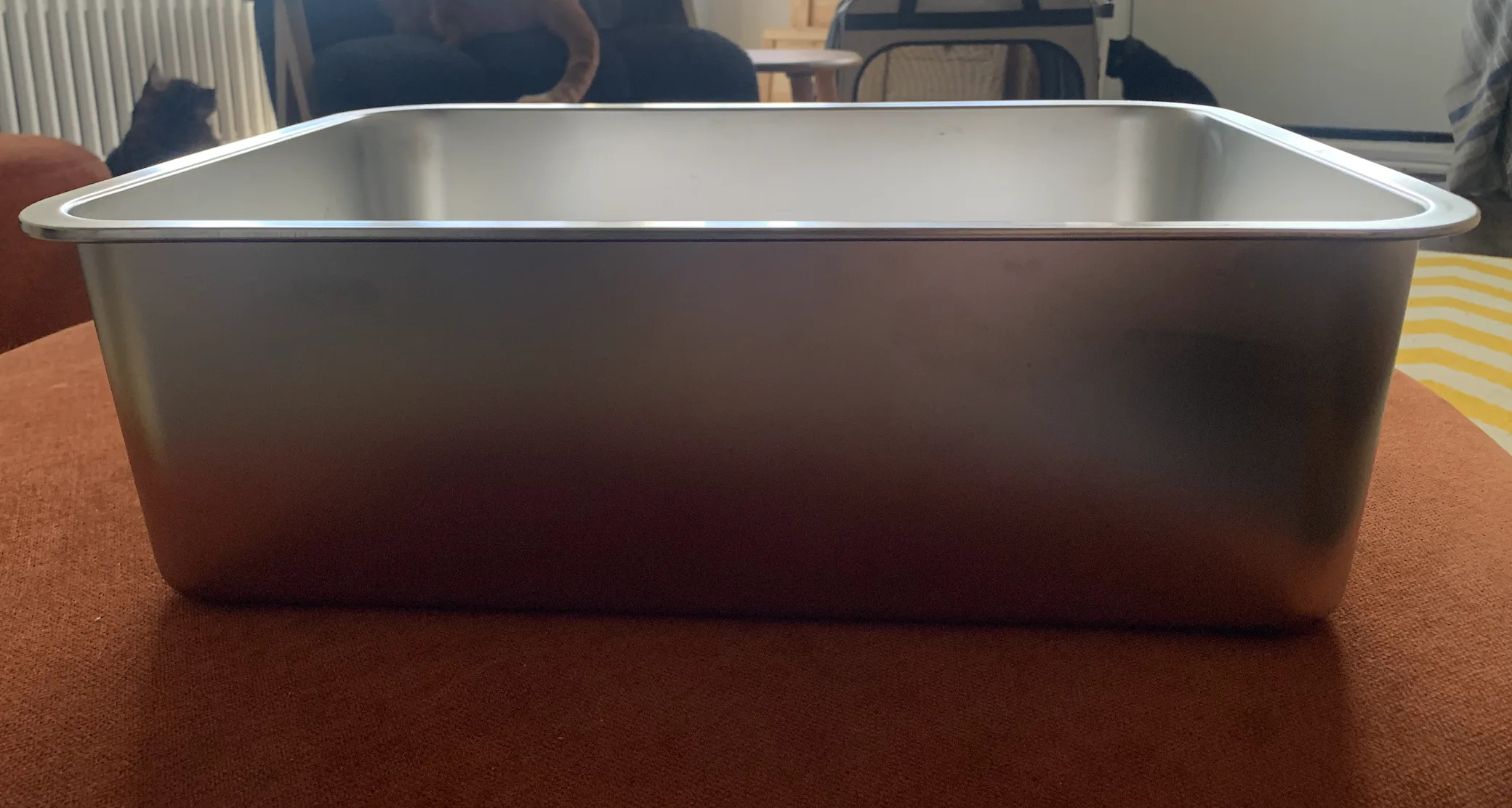 Stainless Steel Cat Litter Box image indicator(2)