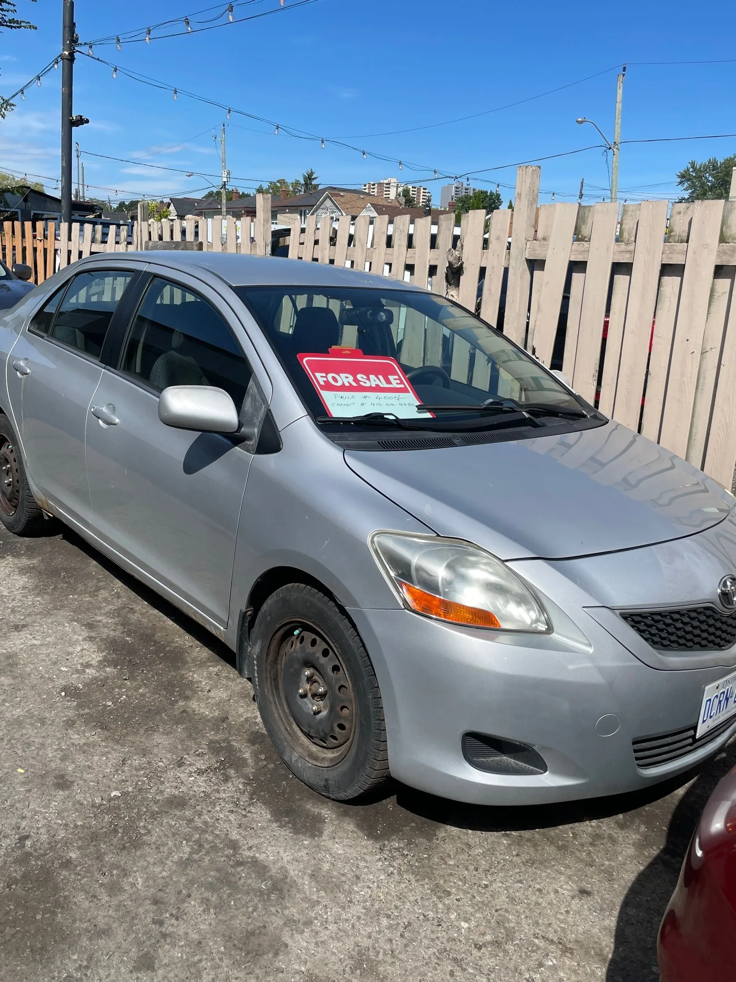2009 Toyota yaris base 1.5l l4 thumbnail