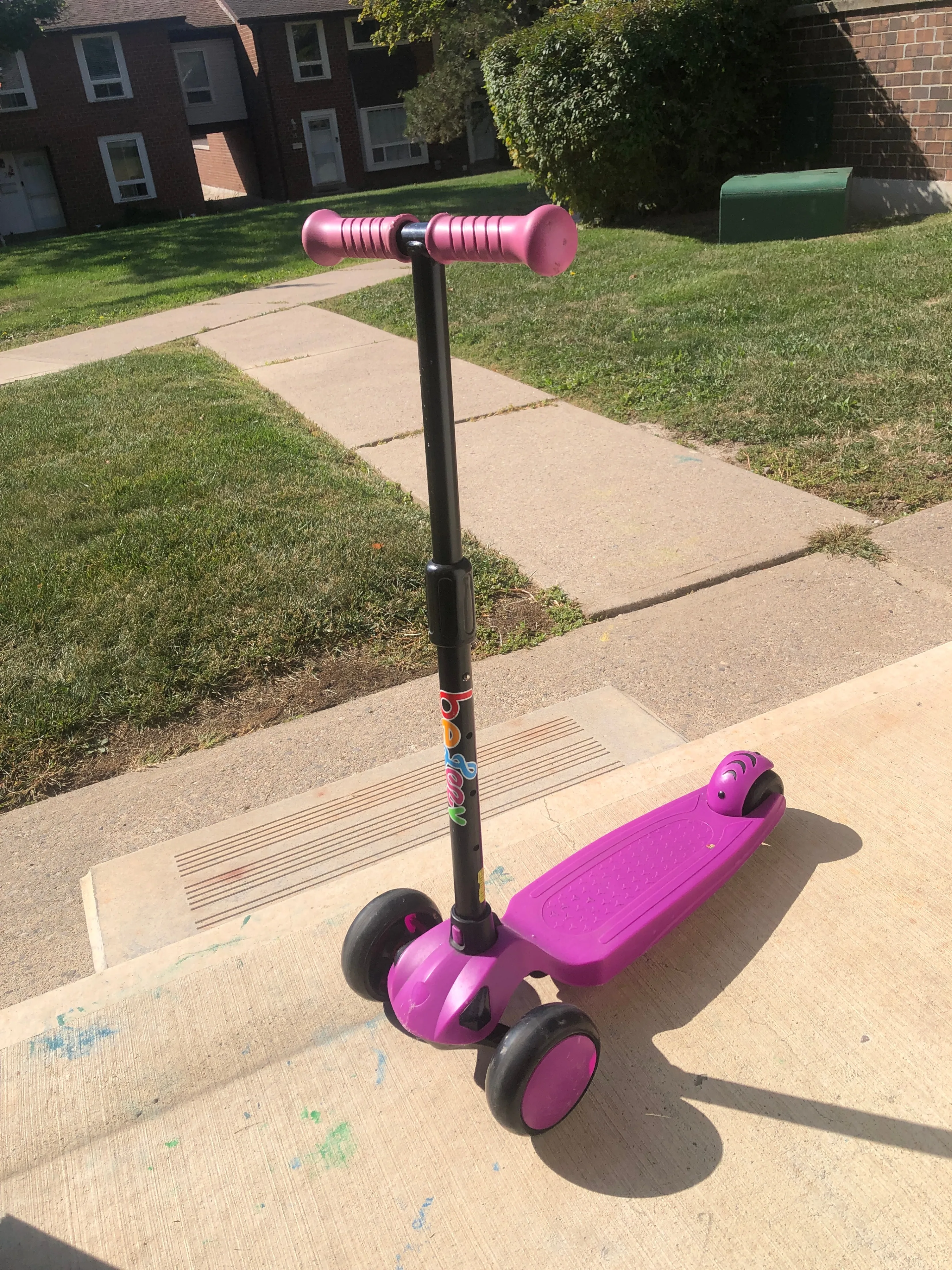 BELEEV 3-Wheel Scooter for Kids, LED Wheels, Adjustable thumbnail