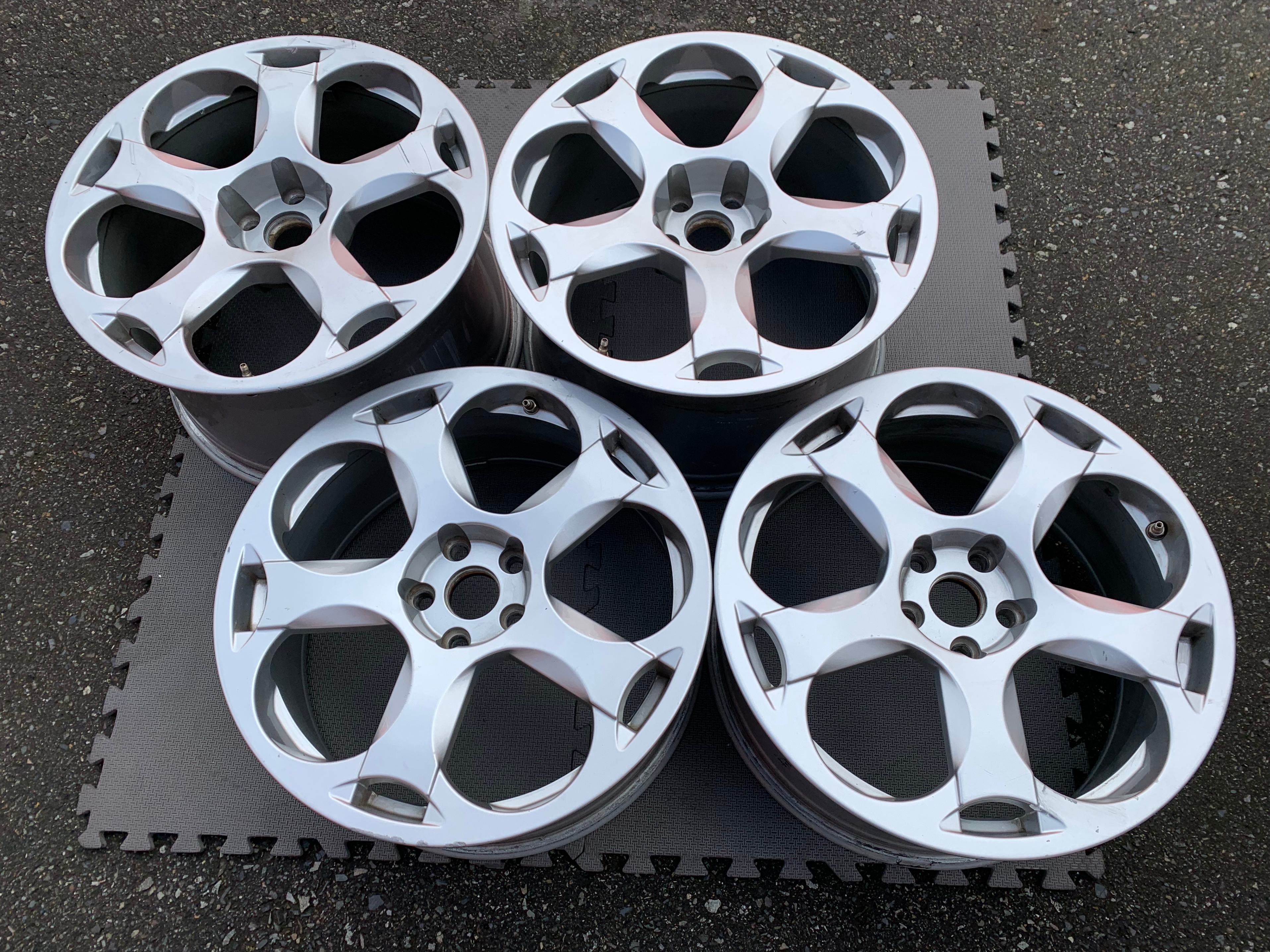 Set of 19" Genuine Lamborghini Gallardo rims +R8 fitment - photo 4