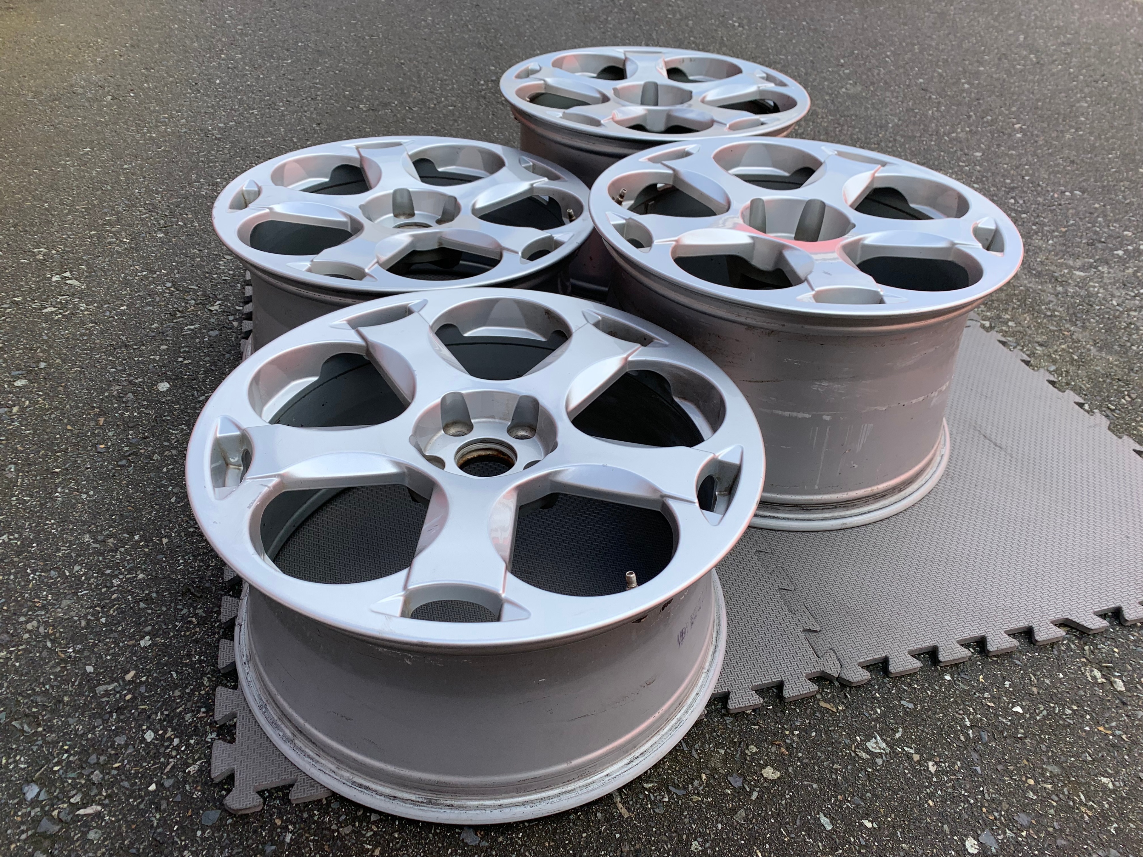 Set of 19" Genuine Lamborghini Gallardo rims +R8 fitment - photo 5