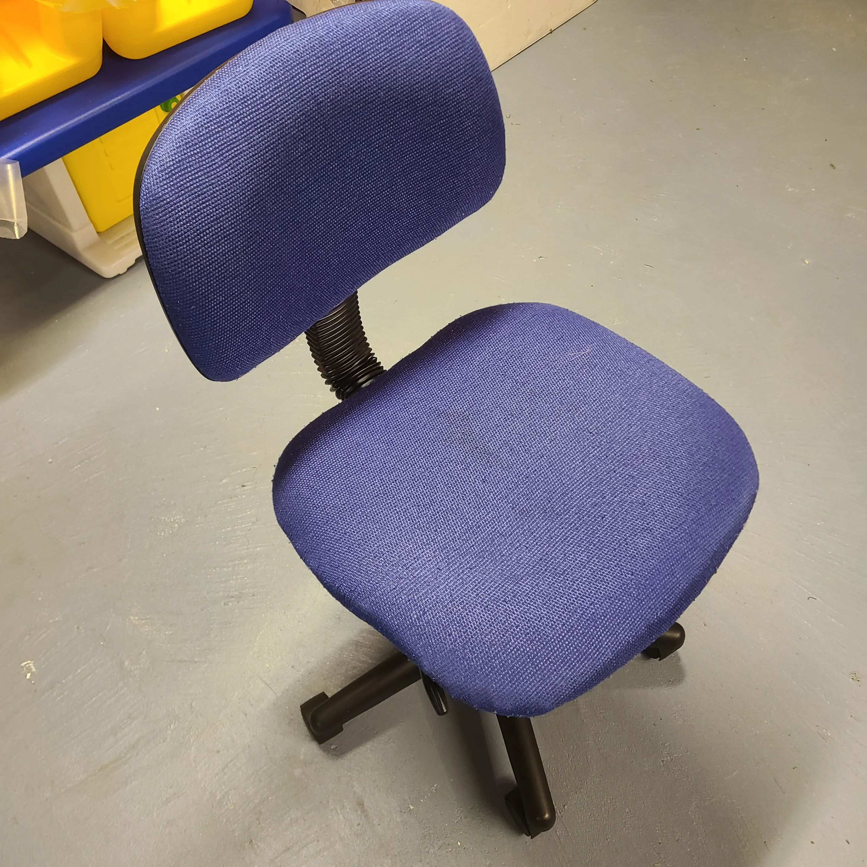 Armless Fabric Task Chair - blue image indicator(2)