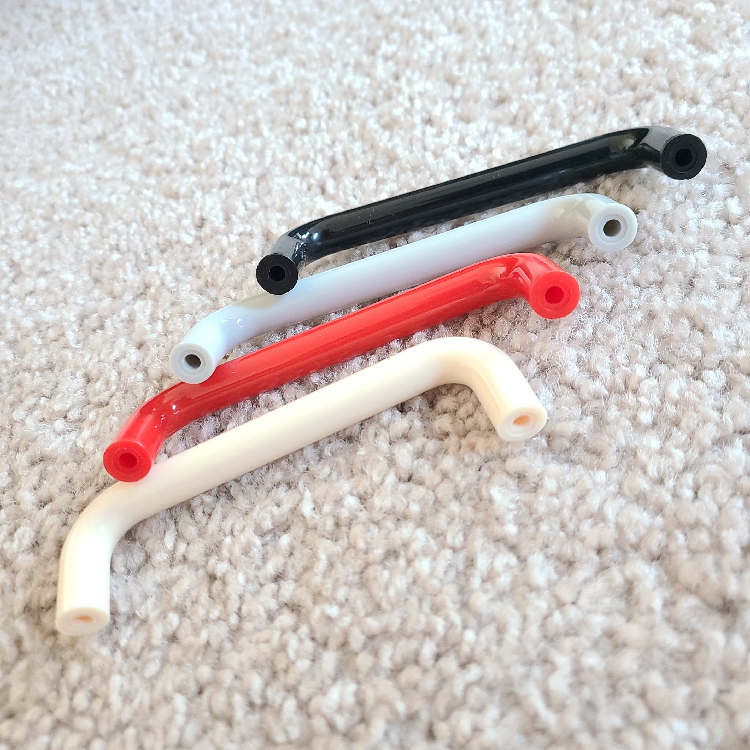 30 New Plastic Cabinet/Drawer Pulls - 4 colours - photo 3
