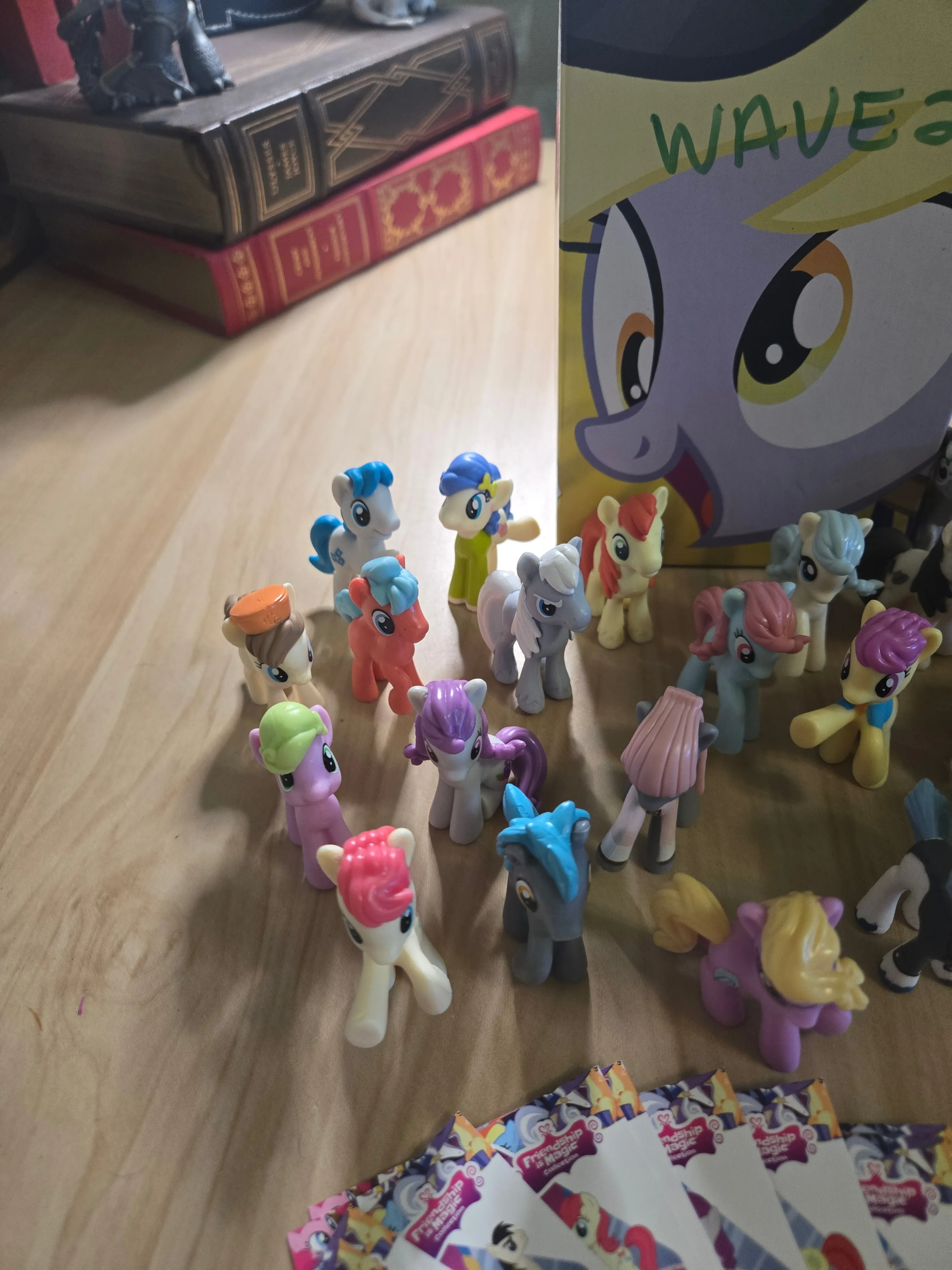 My Little Pony: Wave 20 Ponies with Cards (incomplete) image indicator(3)