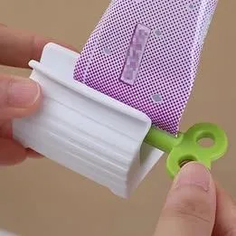 Toothpaste tube squeezer image indicator(2)