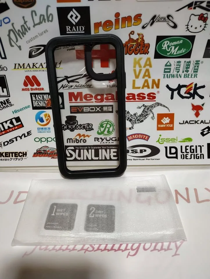 BRAND NEW iPhone 11 Waterproof Case with Screen Protector thumbnail