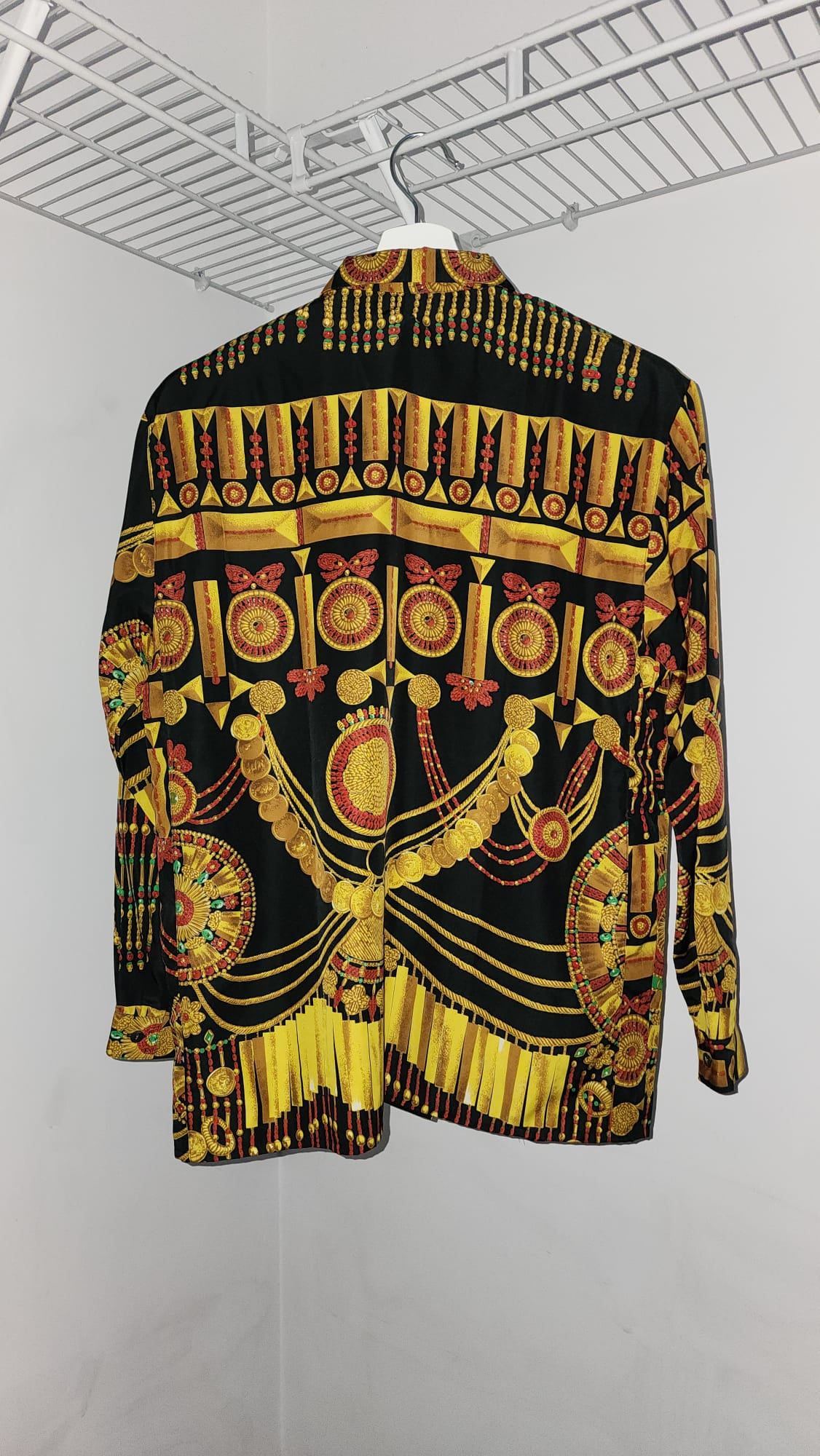 Who Second - Button Up Shirt - Free Size (sizing in description) - photo 2