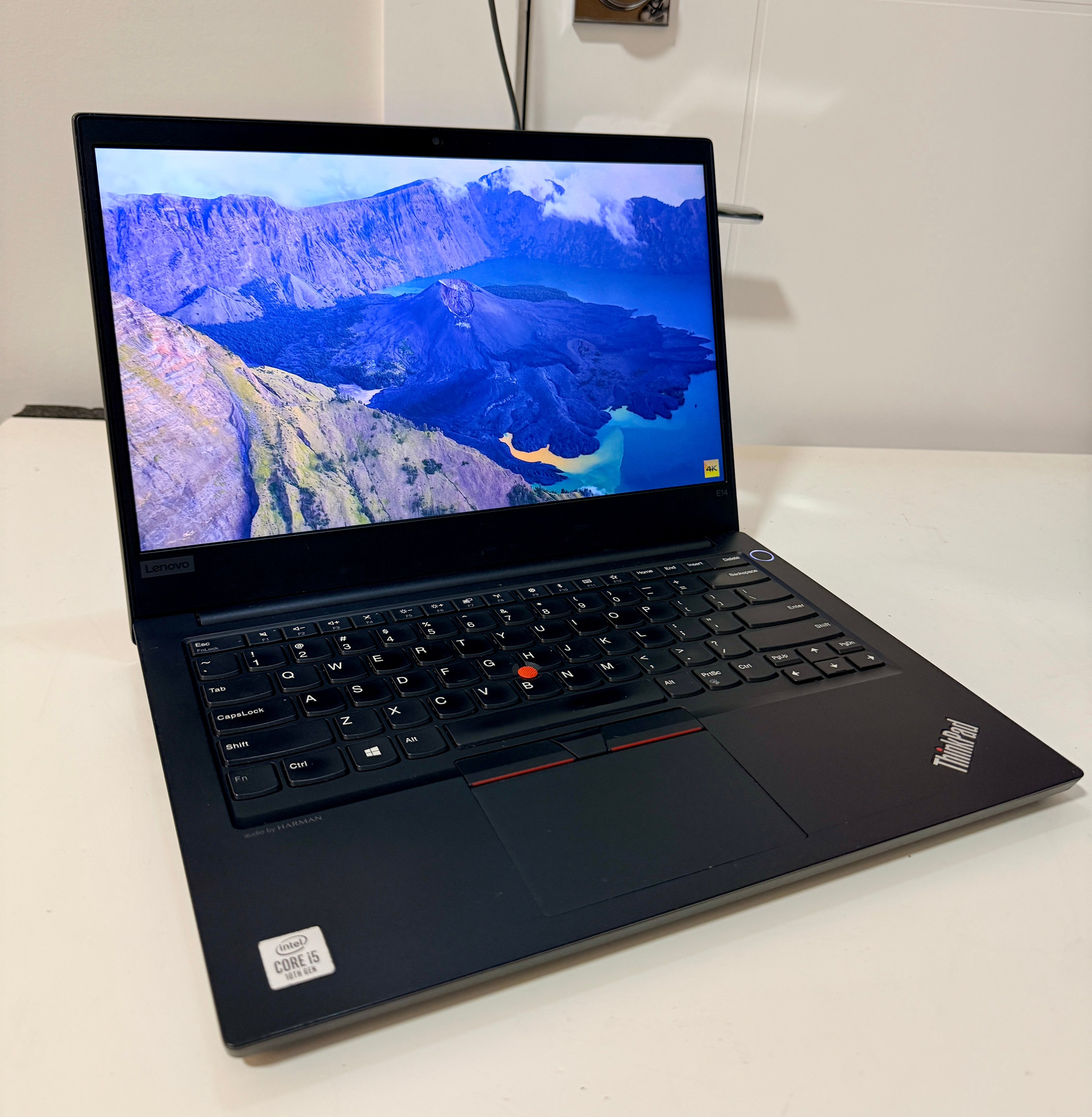 Lenovo ThinkPad E14 14" Laptop / i5-10210U / 8GB RAM / 256GB