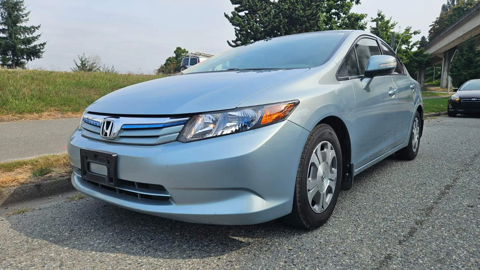 2012 Honda Civic Hybrid, Low KMs, Rebuilt thumbnail