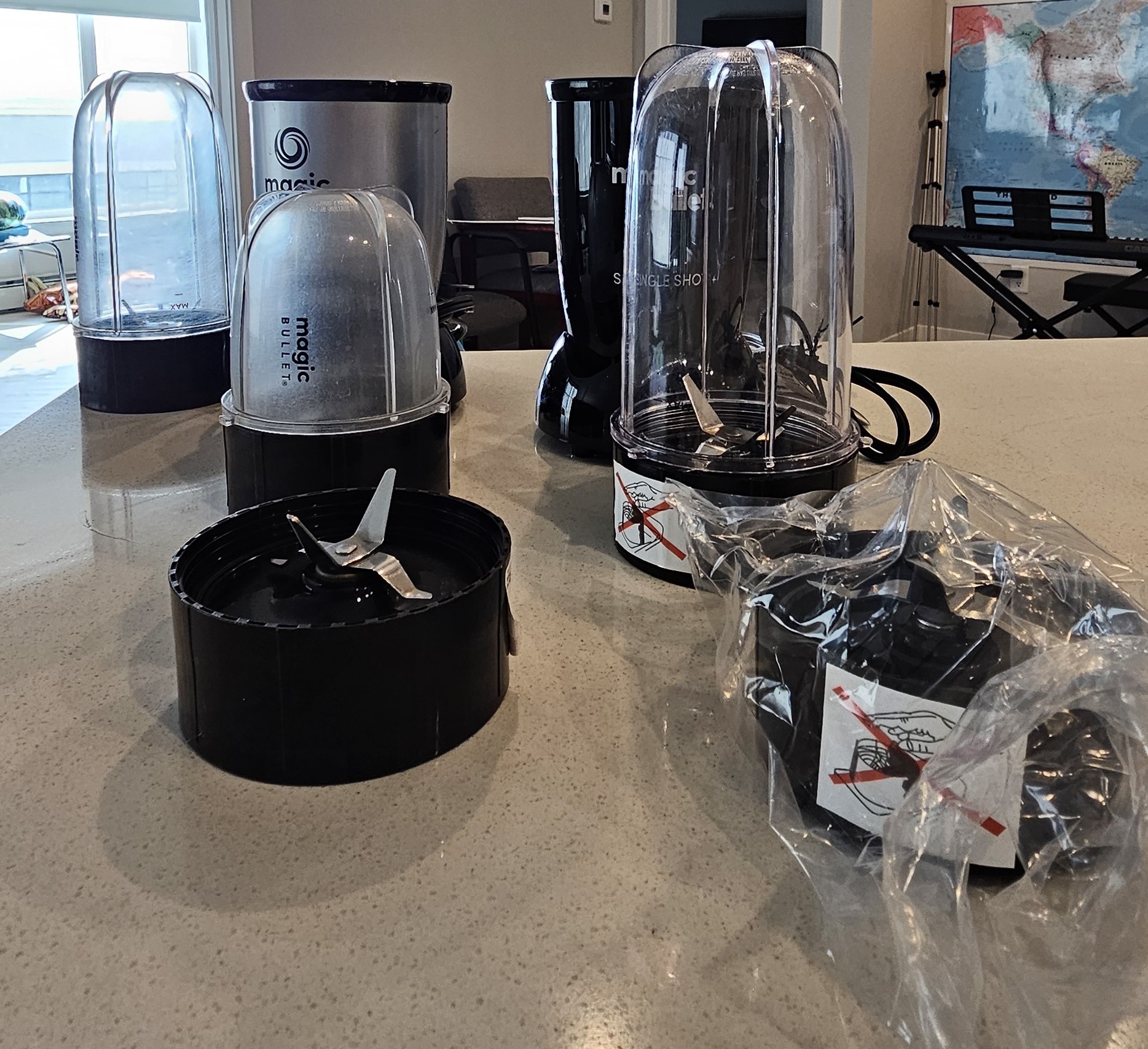 Magic Bullet Blender/Mixer – $30 - photo 3