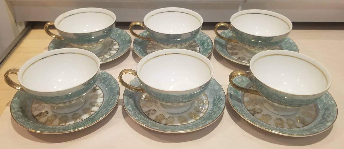 Vintage Y.C.T.C. Porcelain Tea Cup & Saucer Set Gold 6 Pairs - photo 2