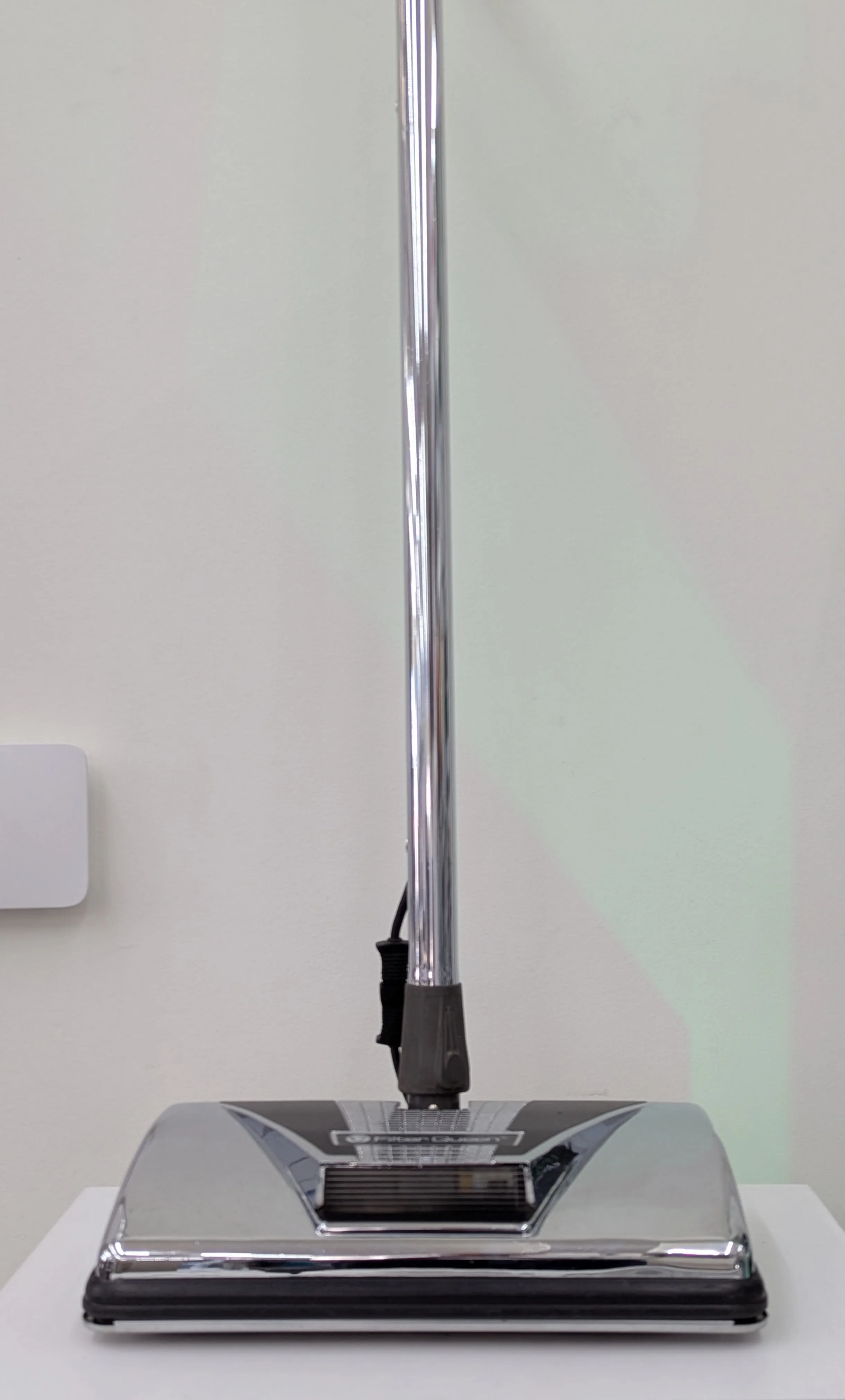 Filter Queen Majestic Canister Vacuum – Excellent Condition image indicator(5)