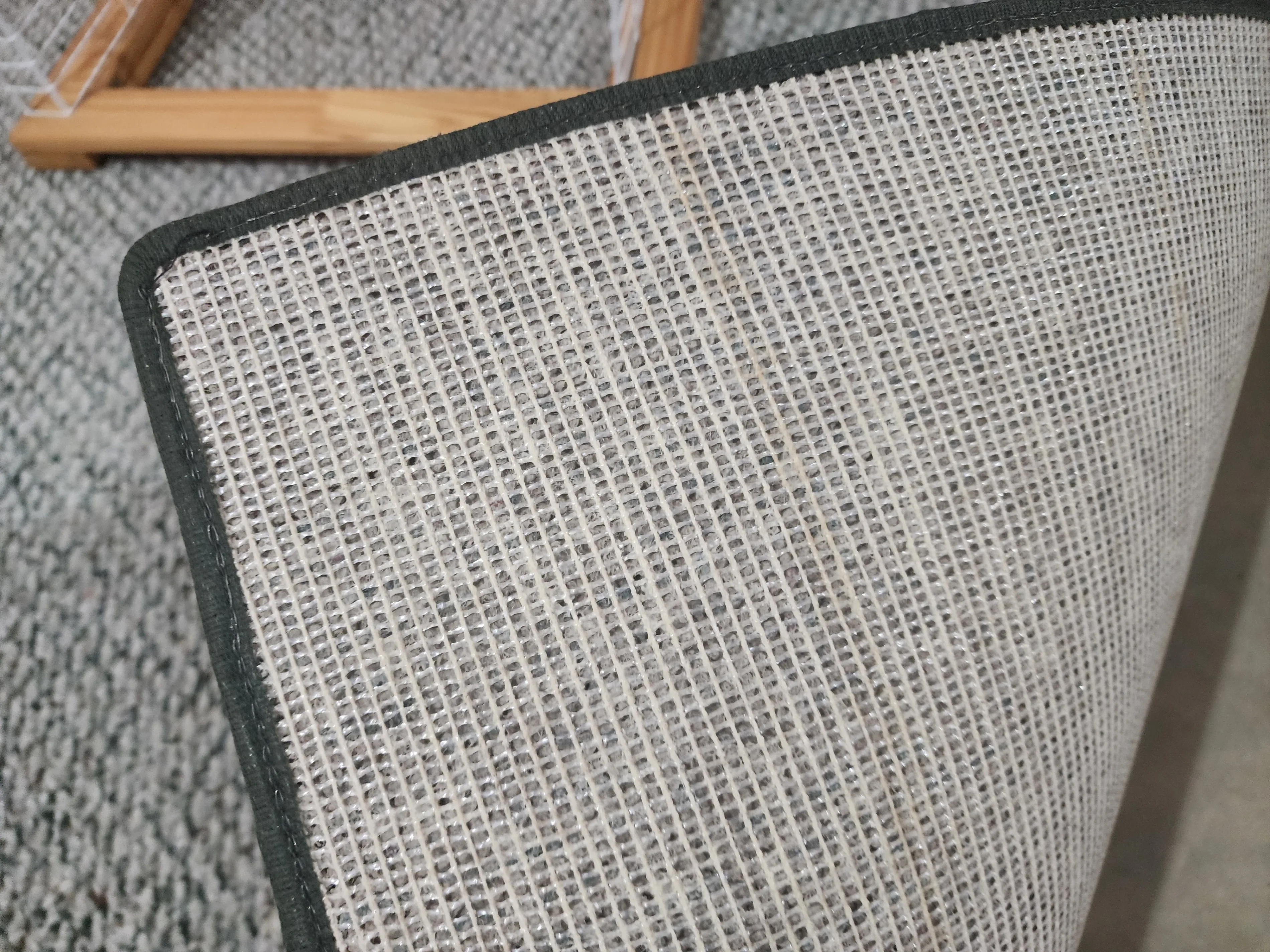 Rug flatwoven, in/outdoor, green w/ white image indicator(3)