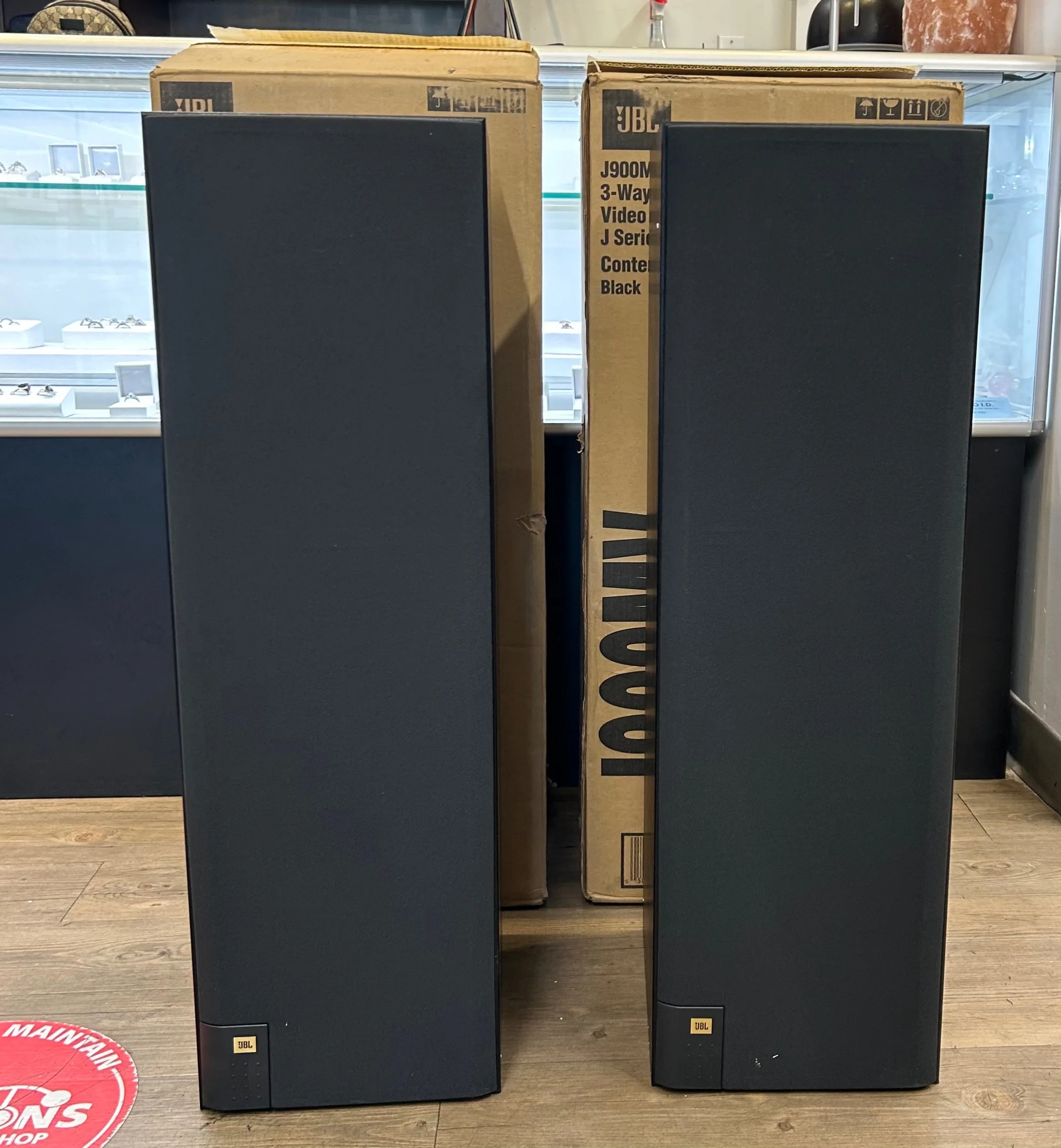 JBL J900MV Tower Speaker Pair 8 Ohms 10 to 150 Watts thumbnail